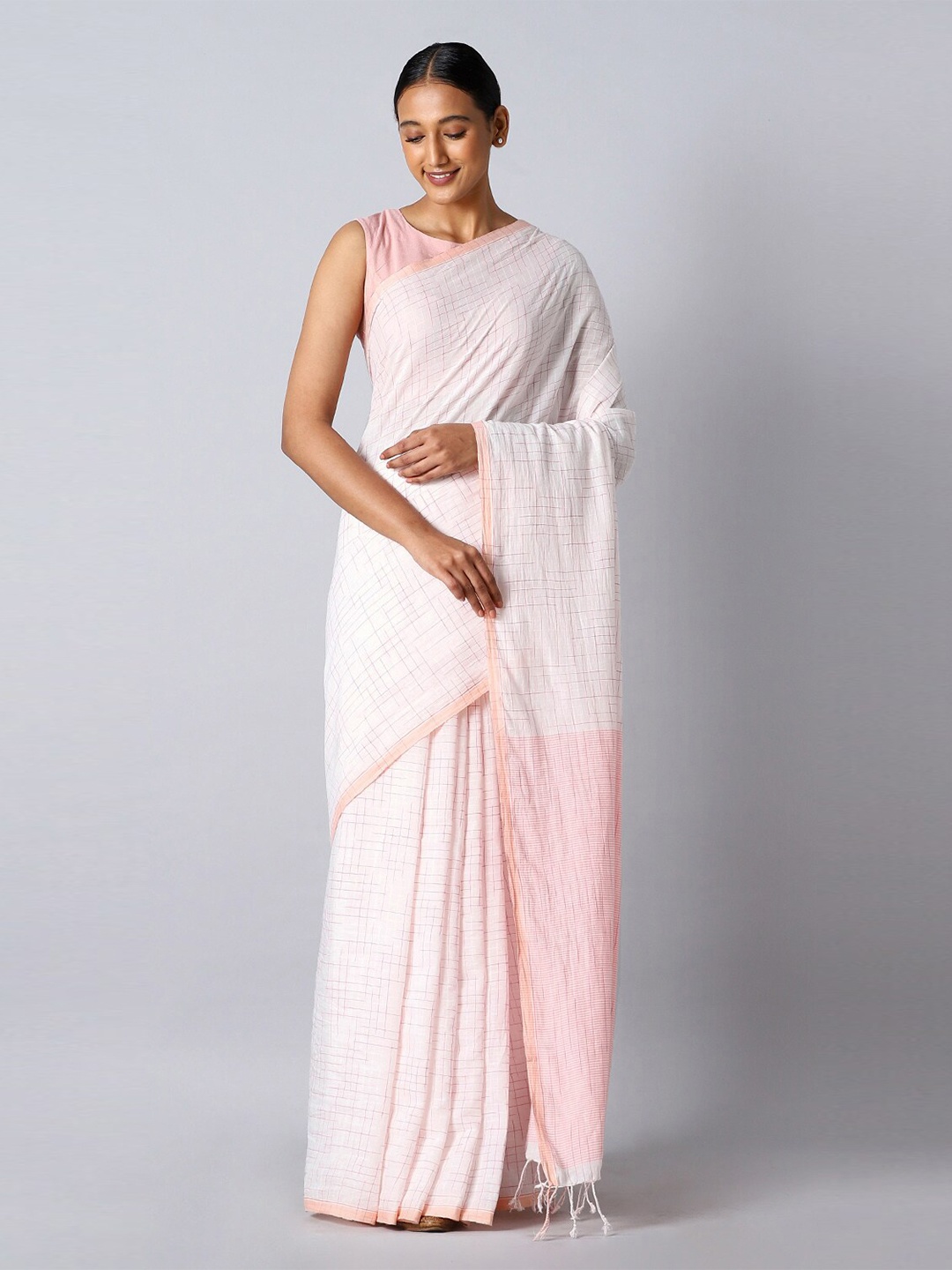 

Taneira Women Off White & Pink Woven Design Pure Cotton Bengal Saree