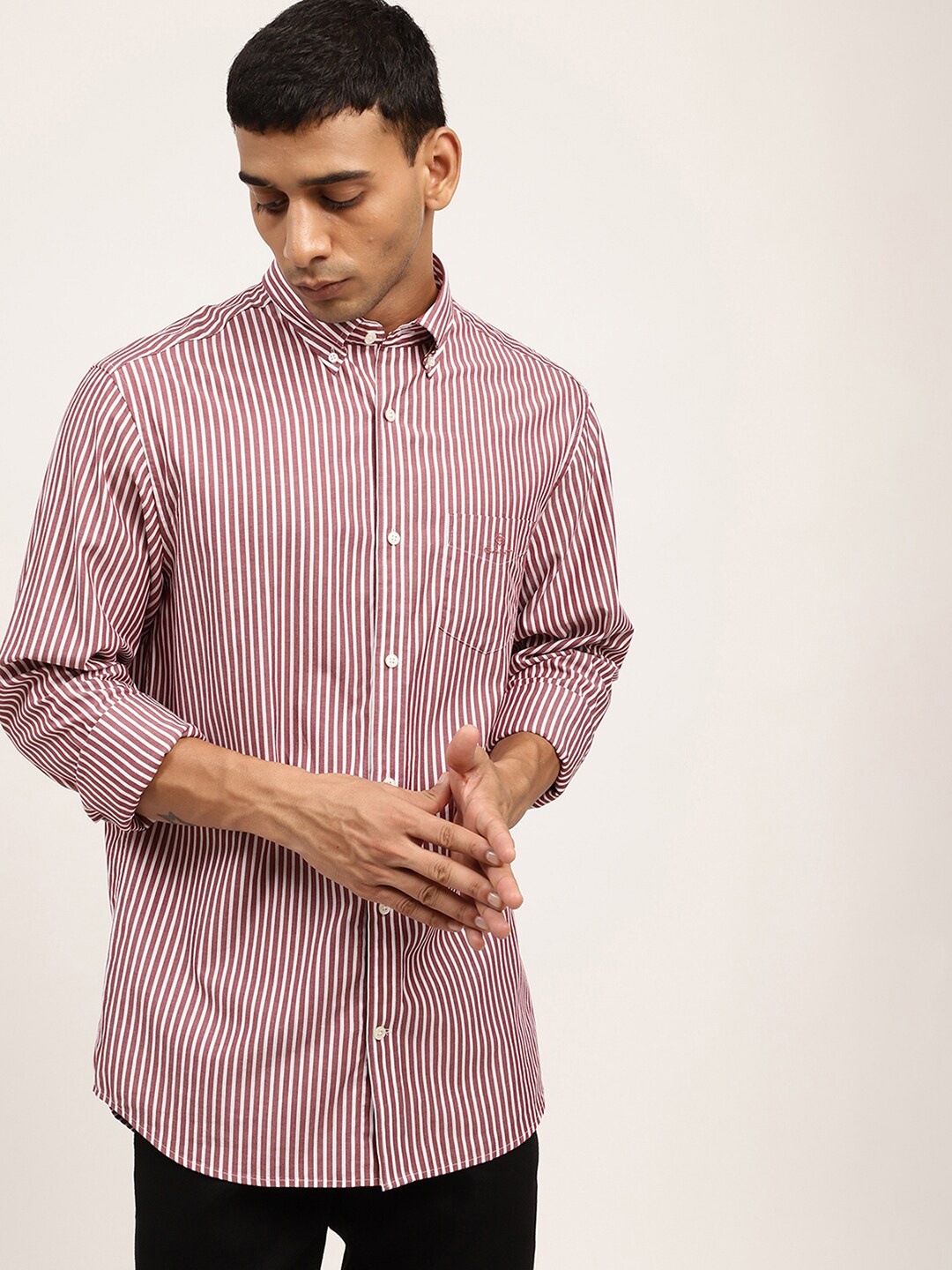 

GANT Men Navy Blue Classic Striped Casual Shirt