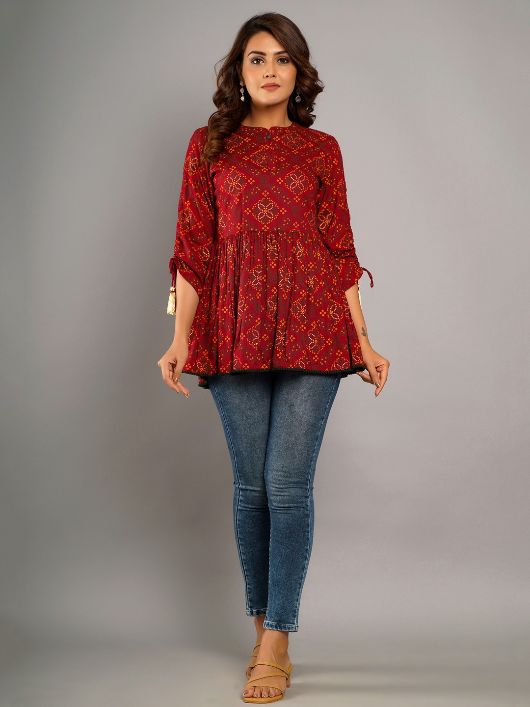 

CRAFTED FOR YOU Women Maroon Floral Printed Mandarin Collar Top