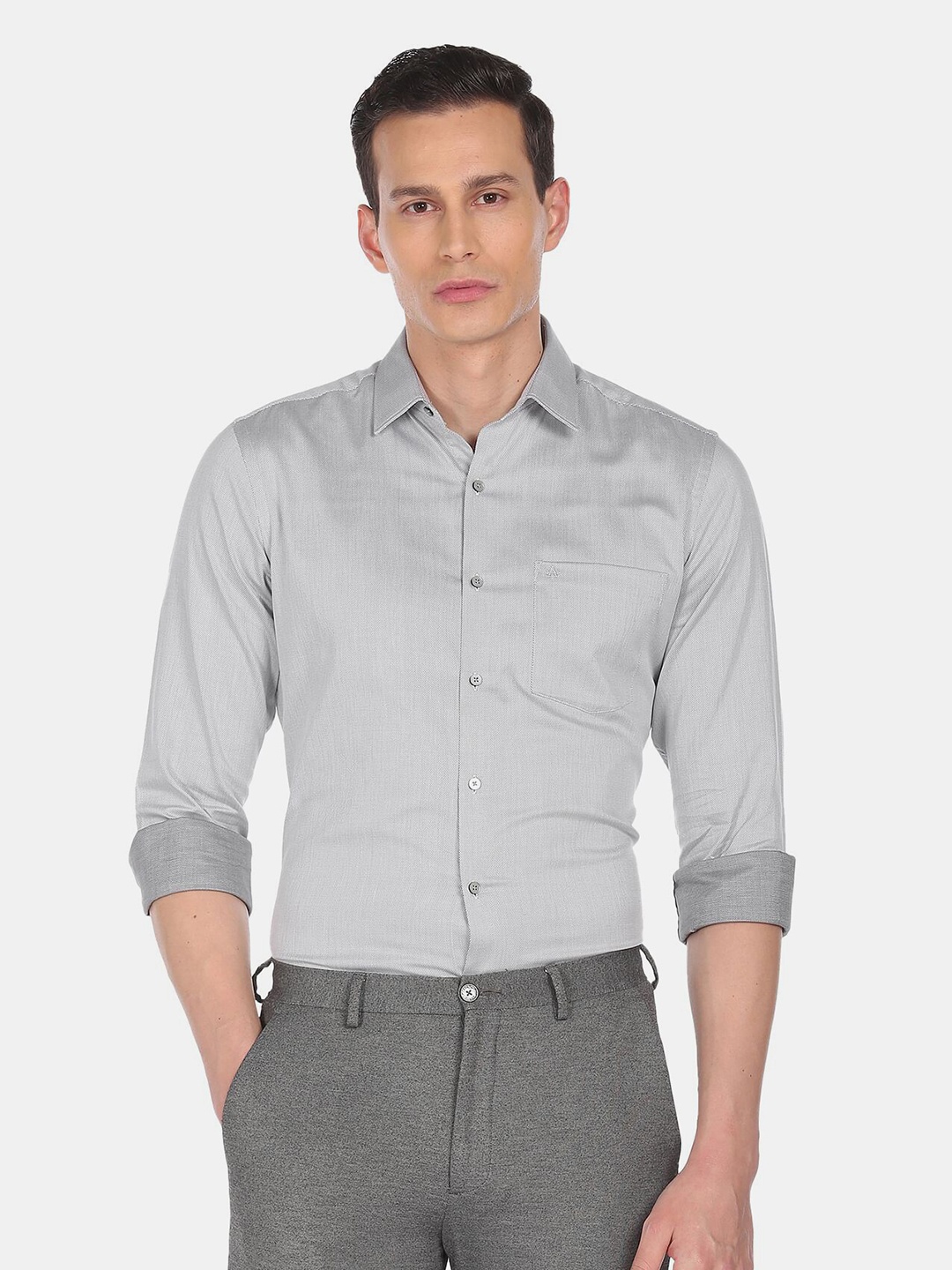 

Arrow Men Grey Solid Cotton Formal Shirt
