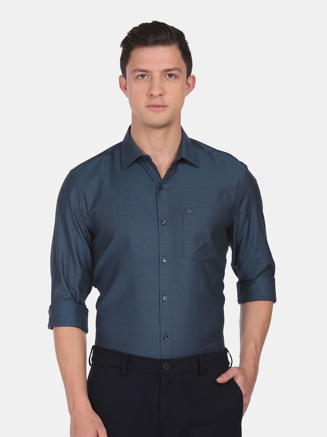 

Arrow Men Blue Solid Formal Regular Fit Shirt