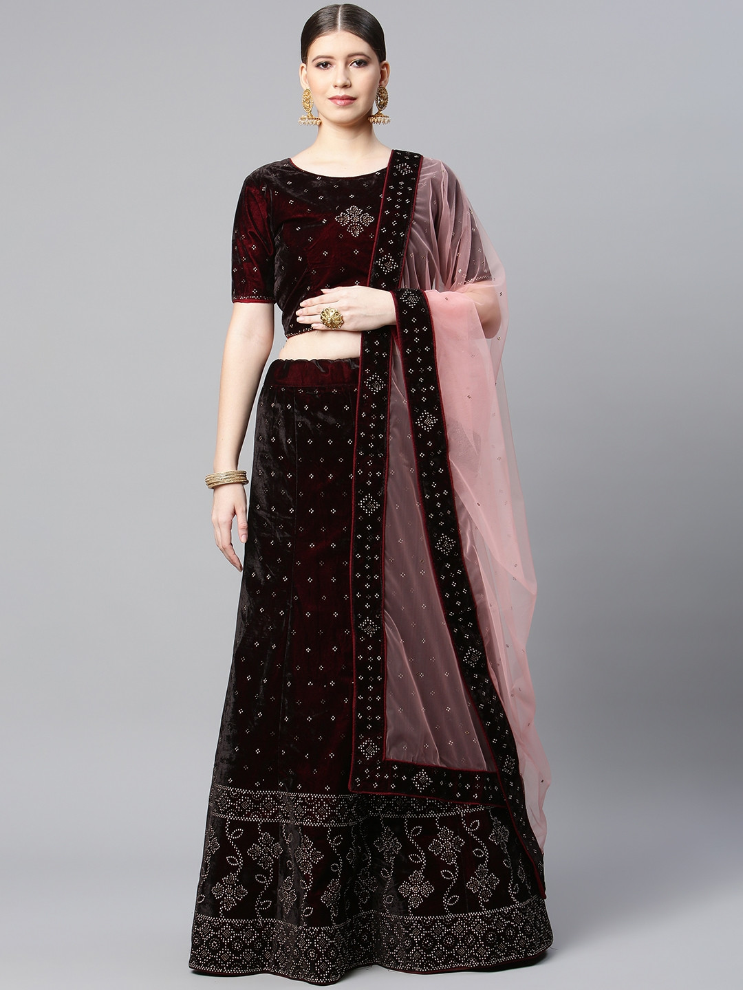 

CAMPAIGN TRENDS Maroon & Gold-Toned Semi-Stitched Lehenga & Unstitched Blouse & Dupatta