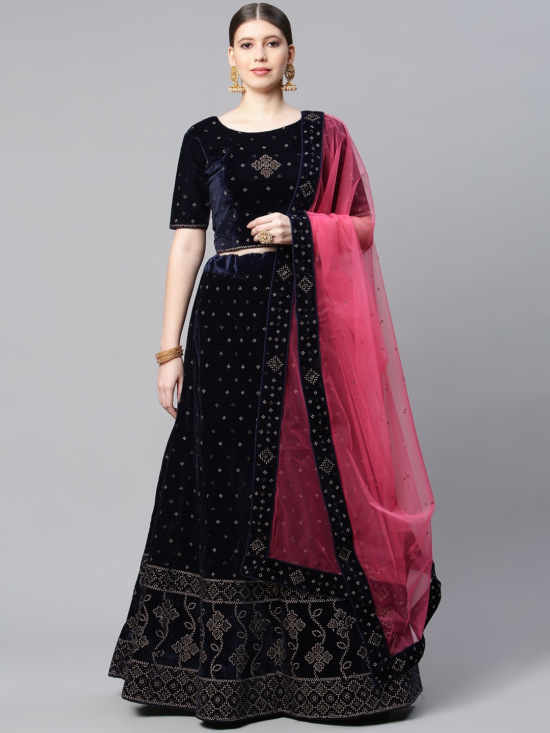 

CAMPAIGN TRENDS Navy Blue & Gold-Toned Semi-Stitched Lehenga & Unstitched Blouse