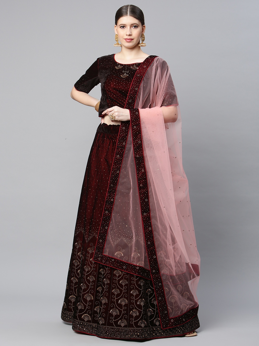 

CAMPAIGN TRENDS Maroon & Gold-Toned Semi-Stitched Lehenga & Unstitched Blouse & Dupatta