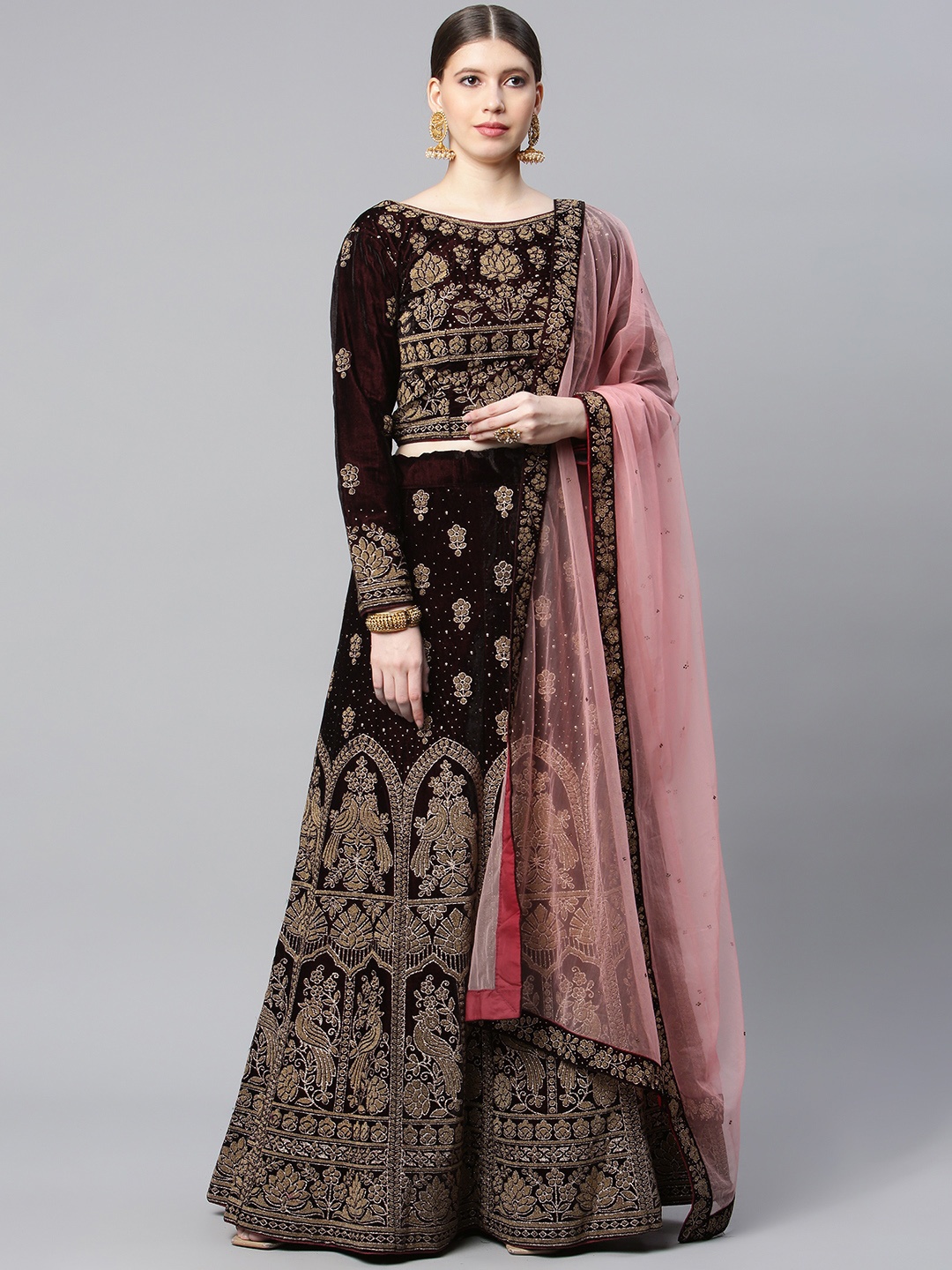 

CAMPAIGN TRENDS Maroon & Gold-Toned Embellished Beads and Stones Semi-Stitched Lehenga & Unstitched Blouse