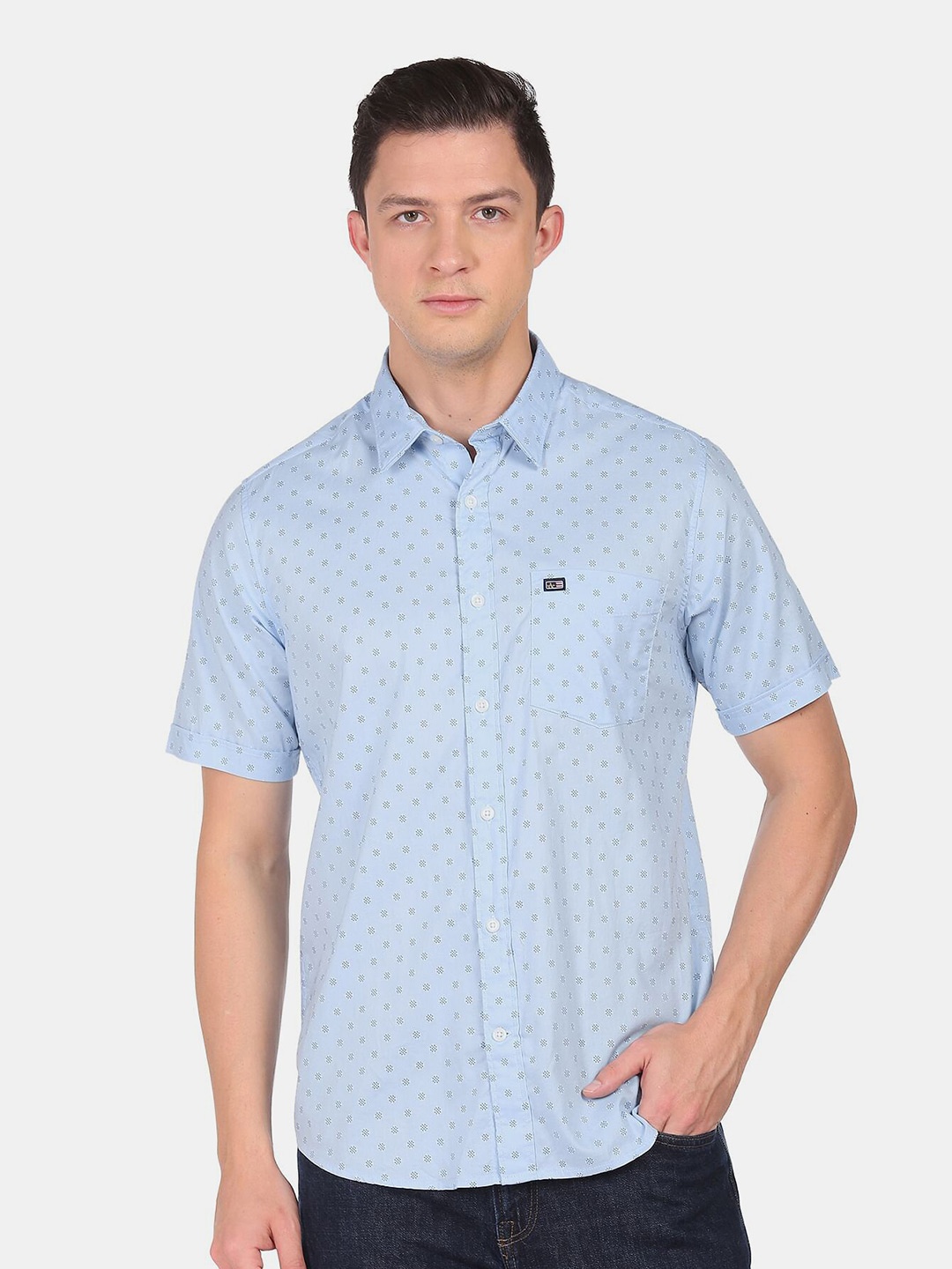 

Arrow Sport Men Blue Printed Cotton Short Sleeve Casual Shirt
