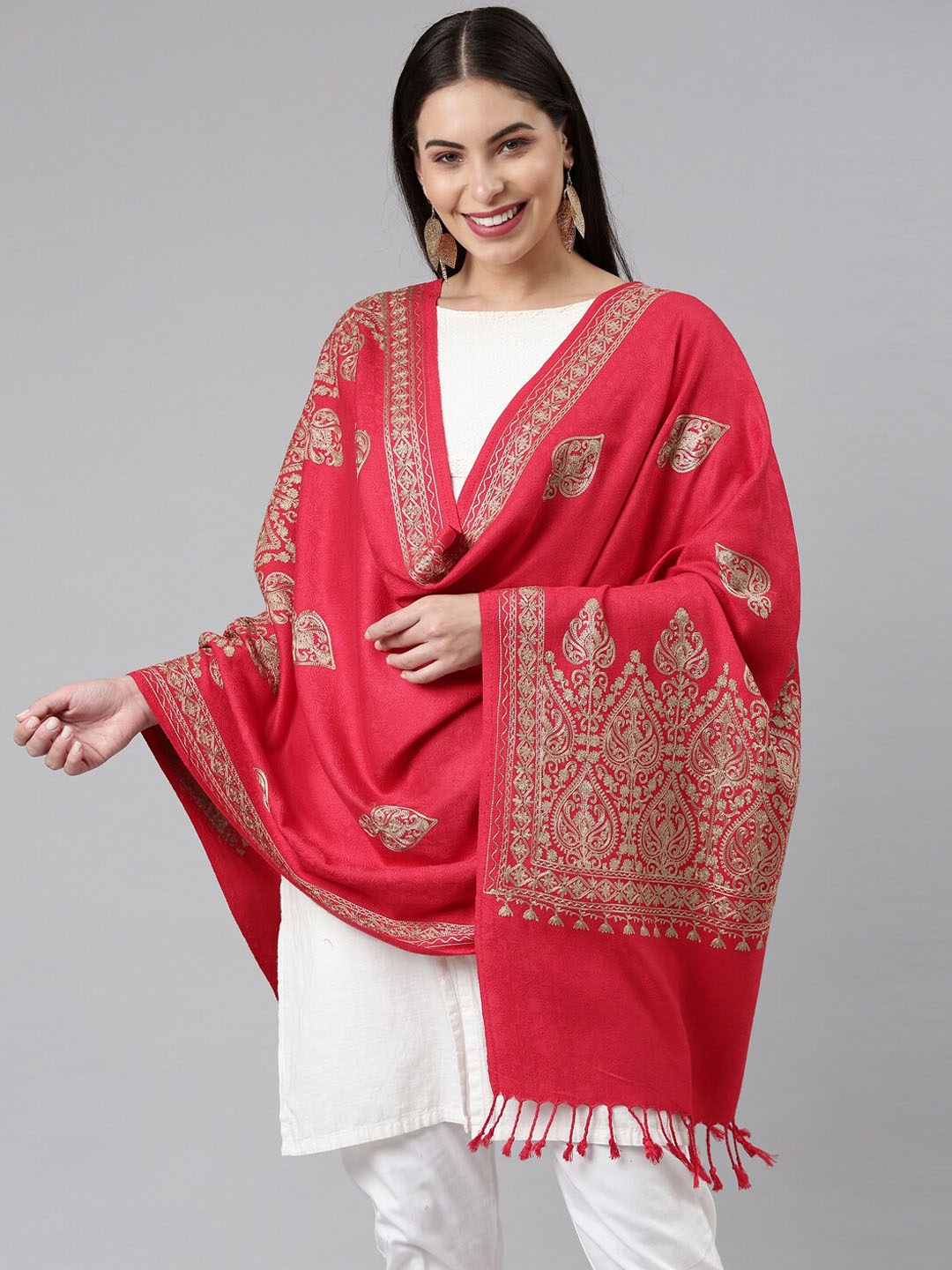 

Pashmoda Women Pink Embroidered Shawl
