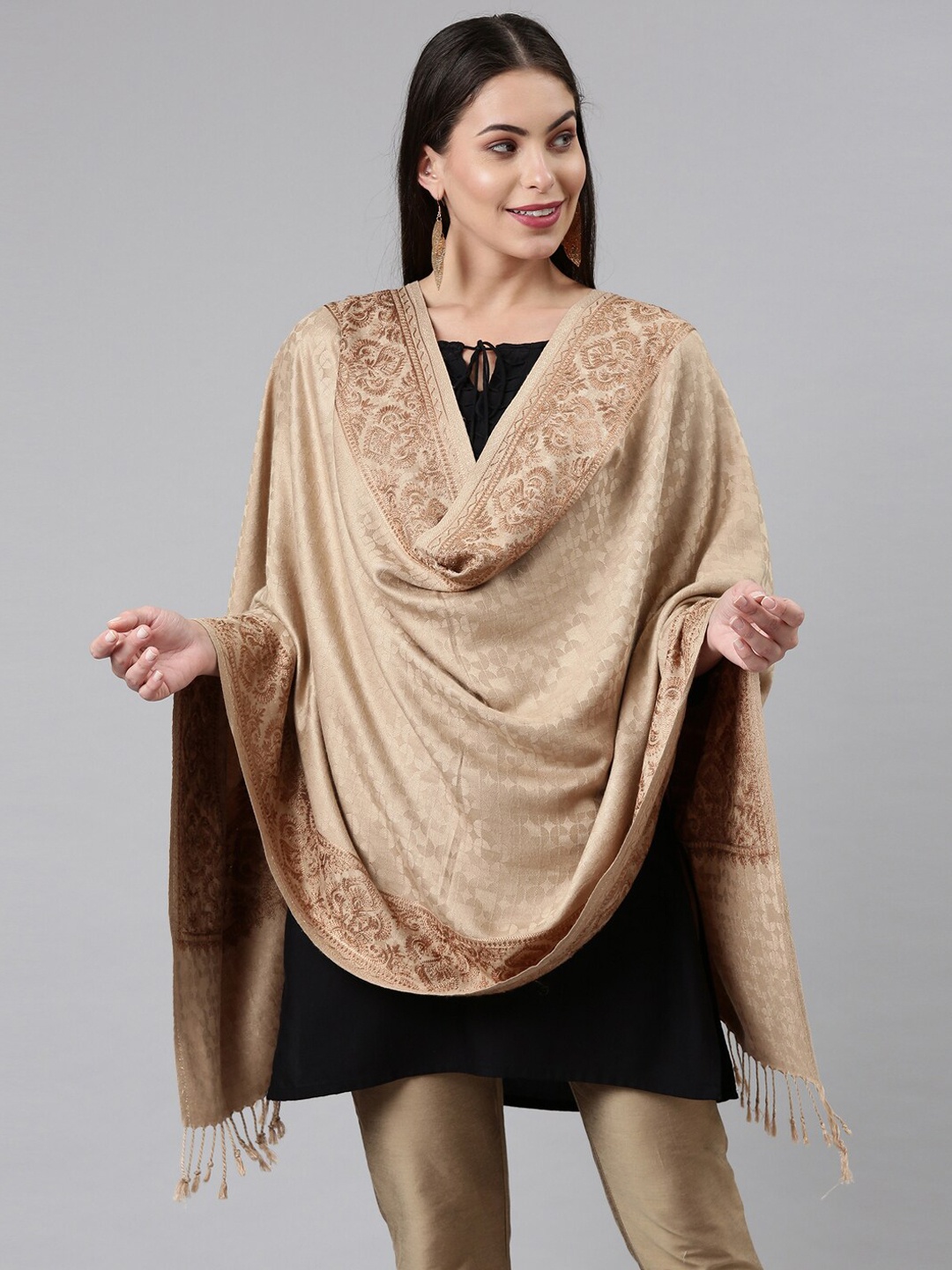 

Pashmoda Women Beige Aari Embroidered Shawl