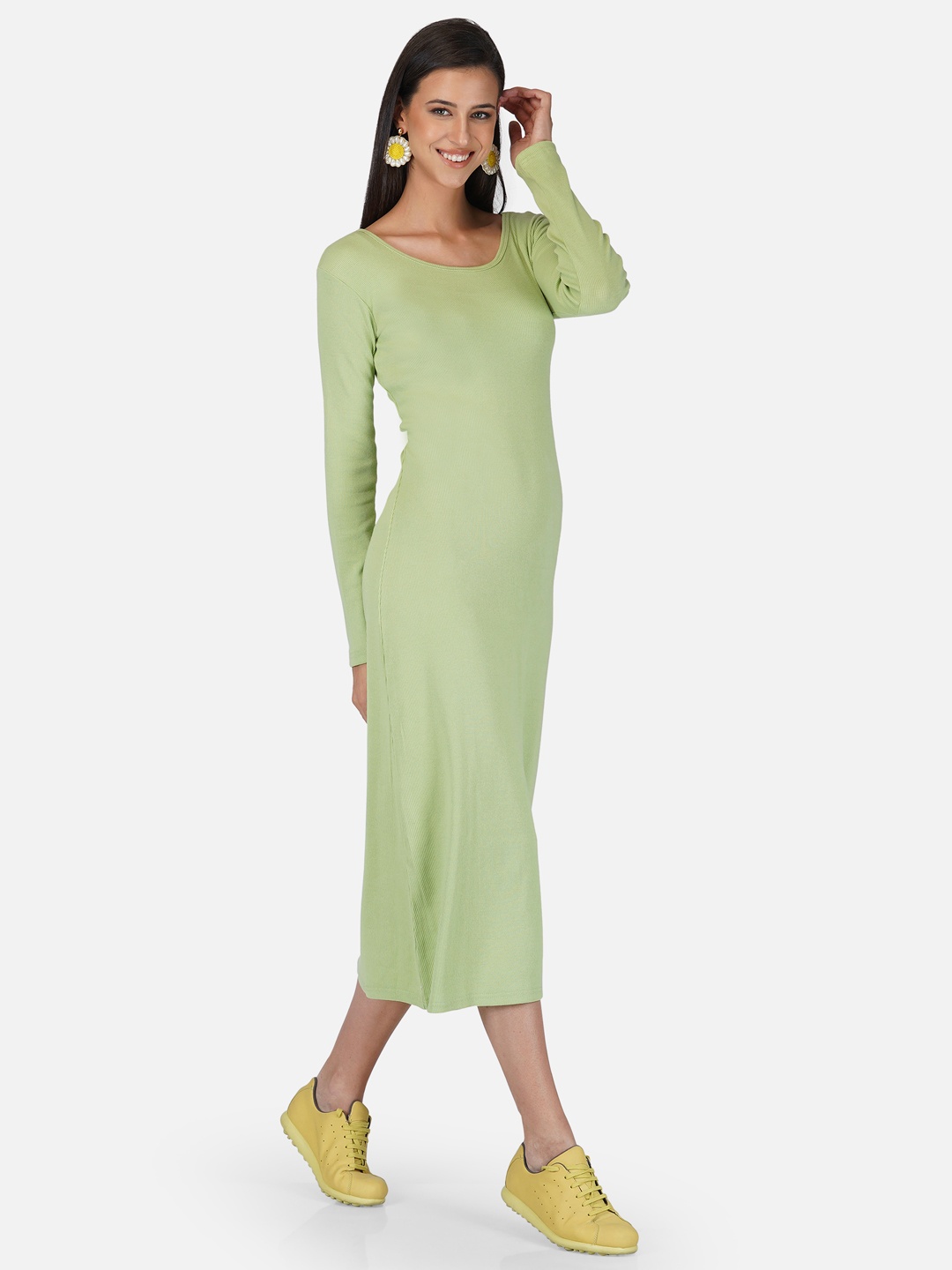 

Tinted Women Green Round Neck A-Line Midi Dress
