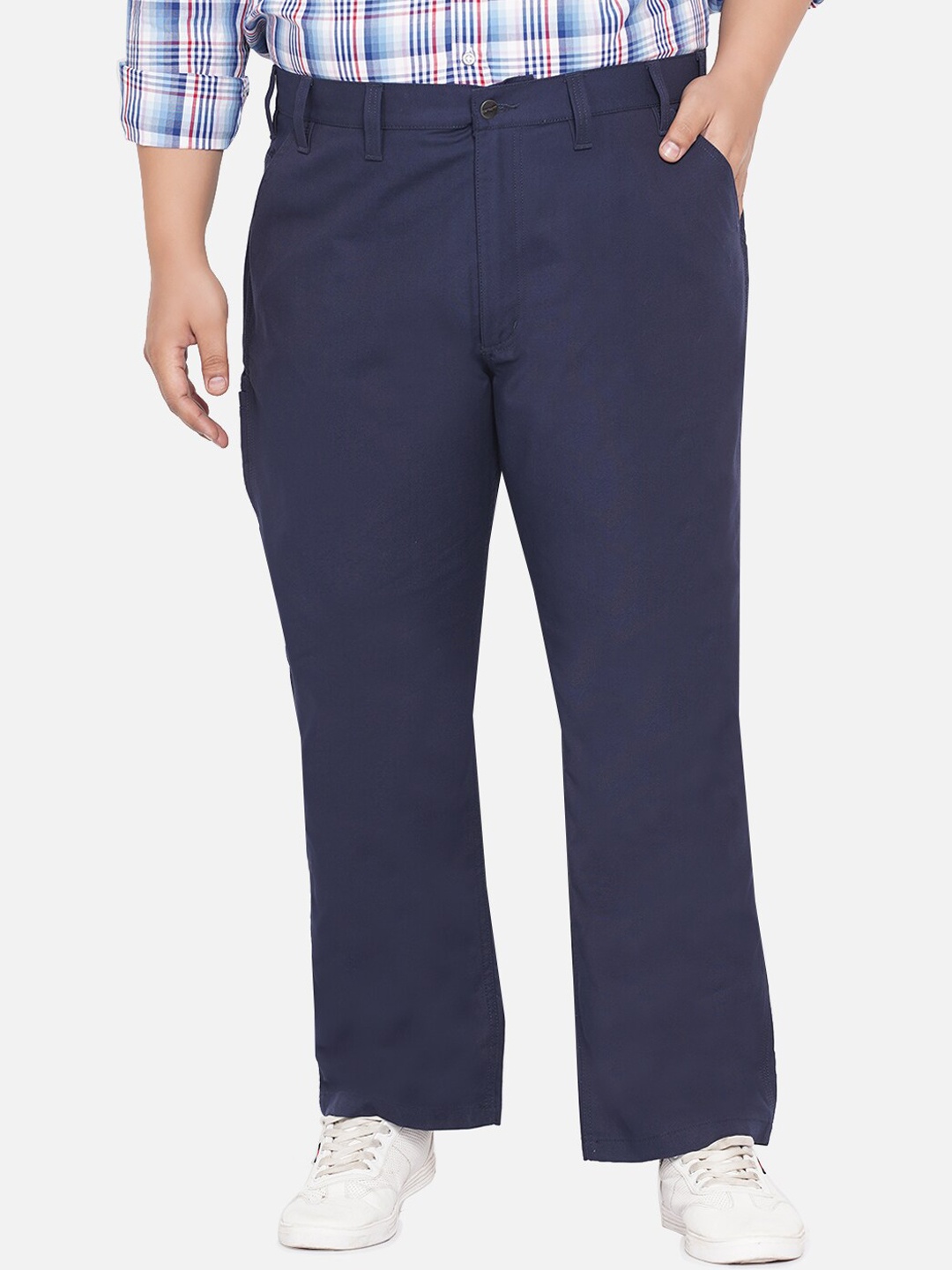 

Santonio Men Navy Blue Relaxed Straight Leg Wrinkle Free Cotton Trouser