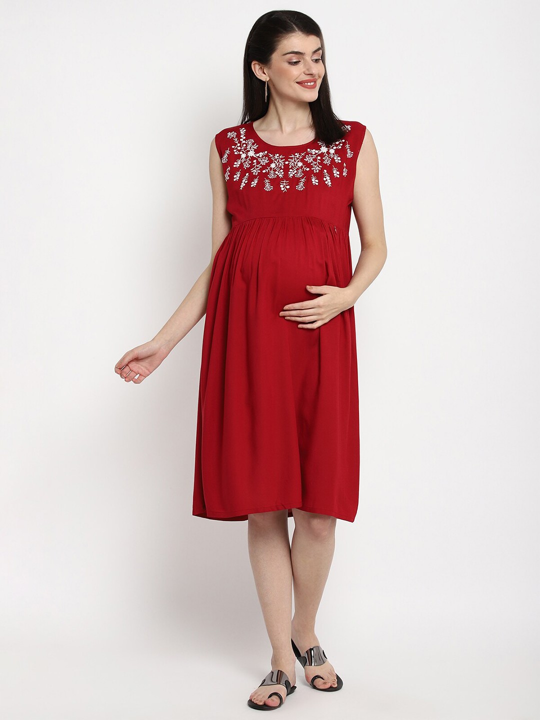 

The Vanca Red Maternity Dress