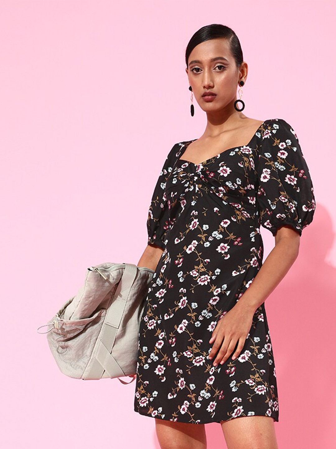 

The Vanca Women Black & Pink Floral Printed A-Line Dress