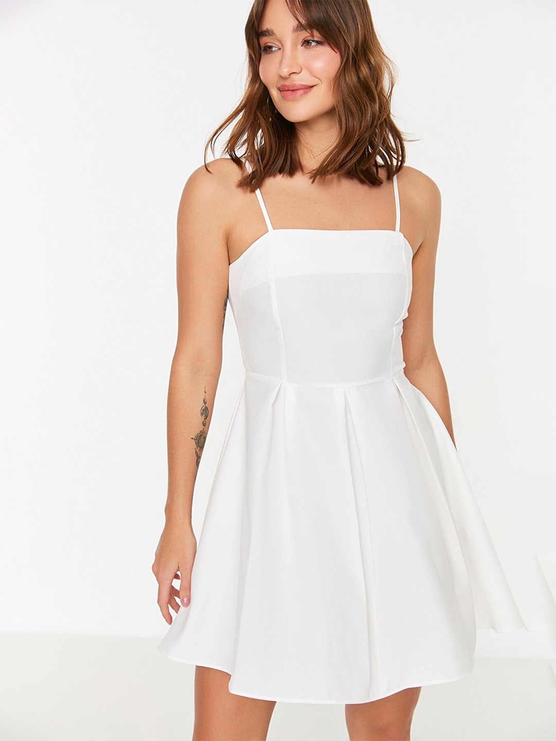 

Trendyol Women Off White Pleated Shoulder Straps Dress