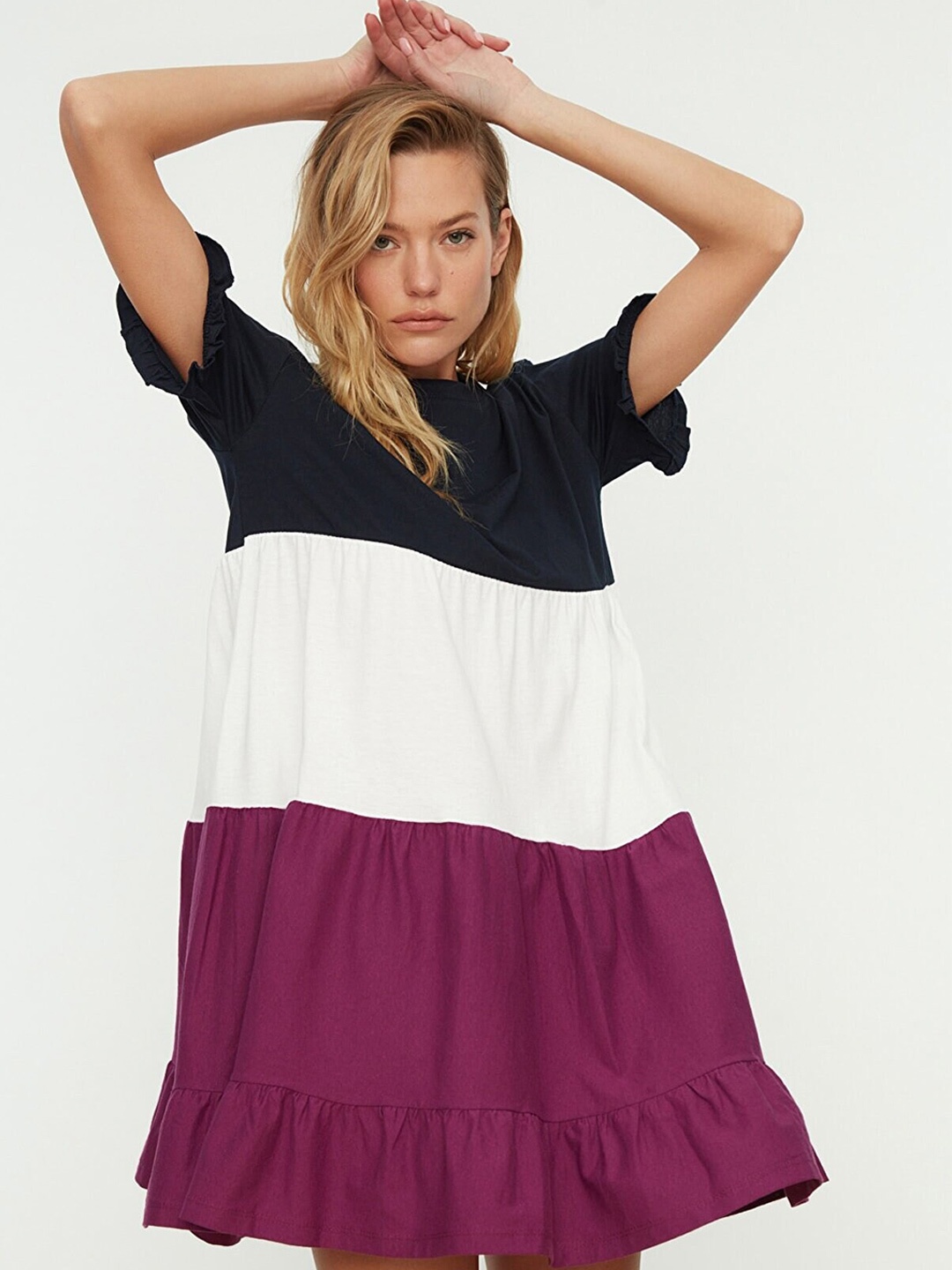

Trendyol Women Navy Blue & White Colourblocked A-Line Dress
