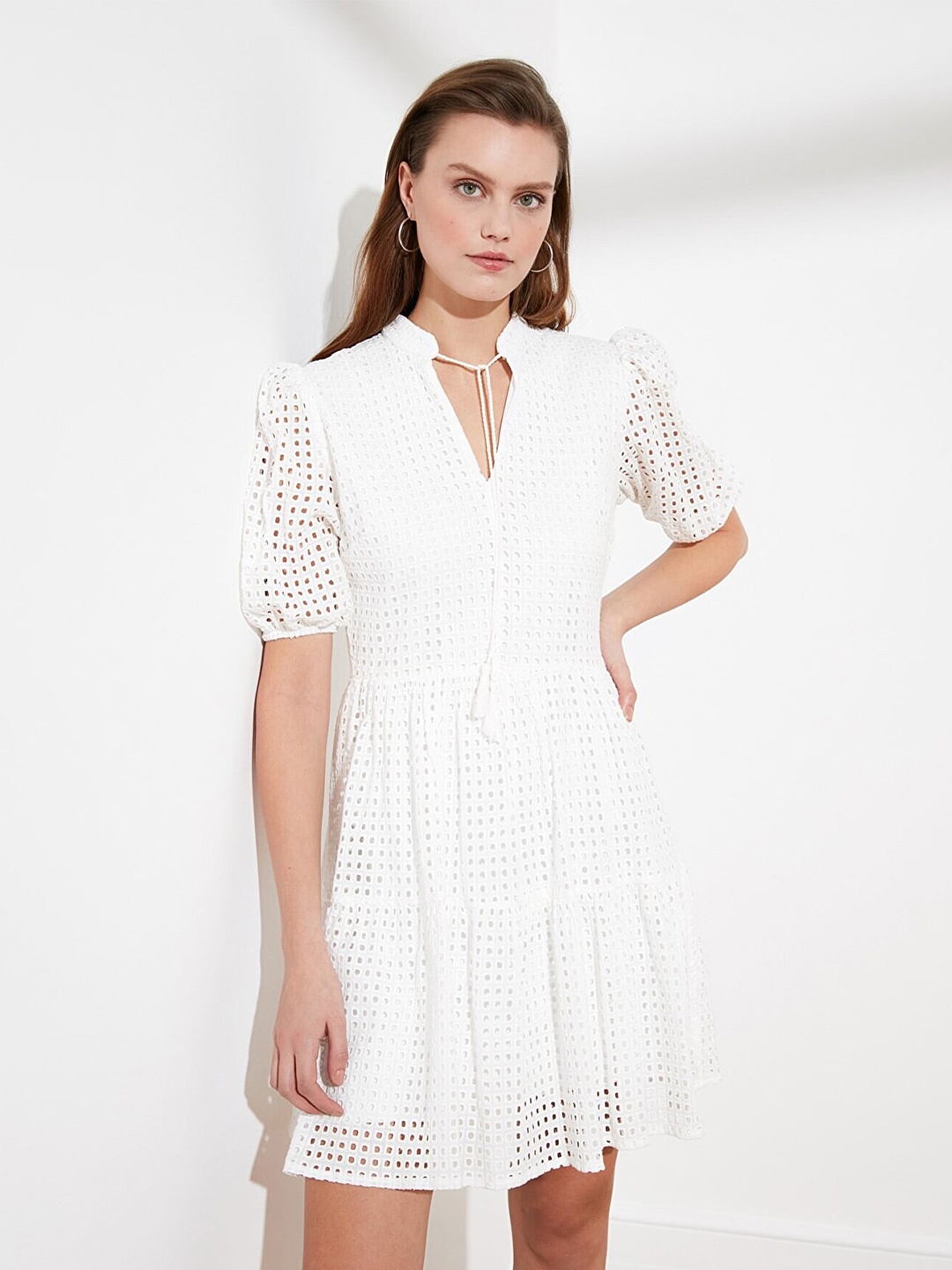 

Trendyol Off White Dress