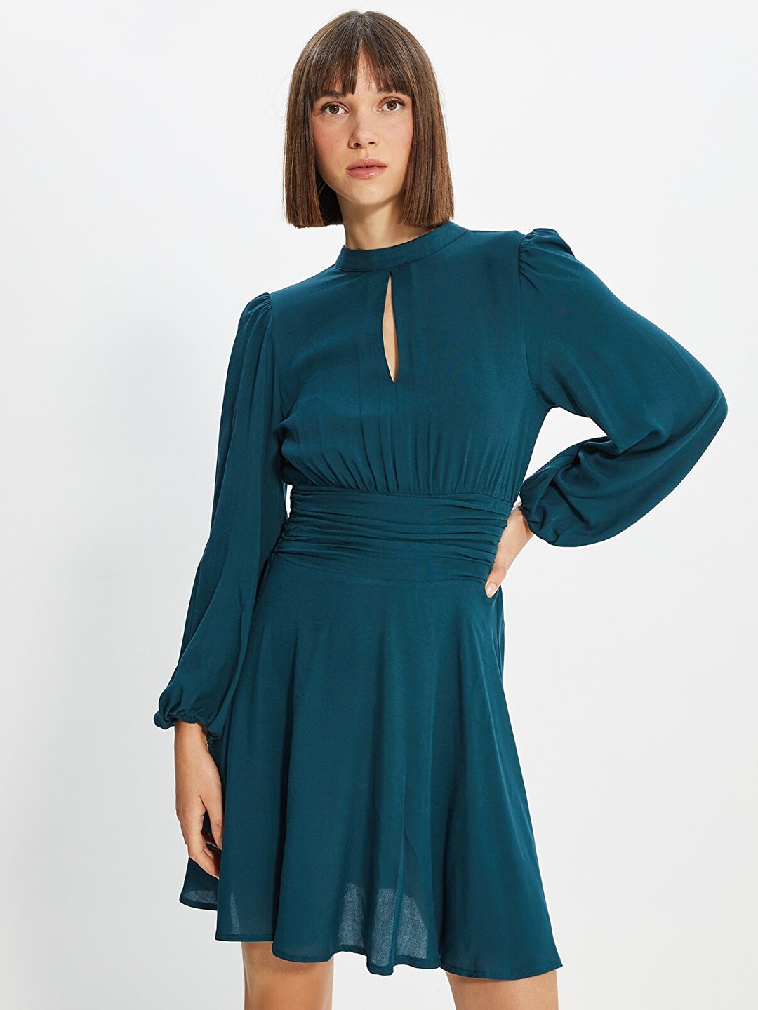 

Trendyol Teal Keyhole Neck Dress