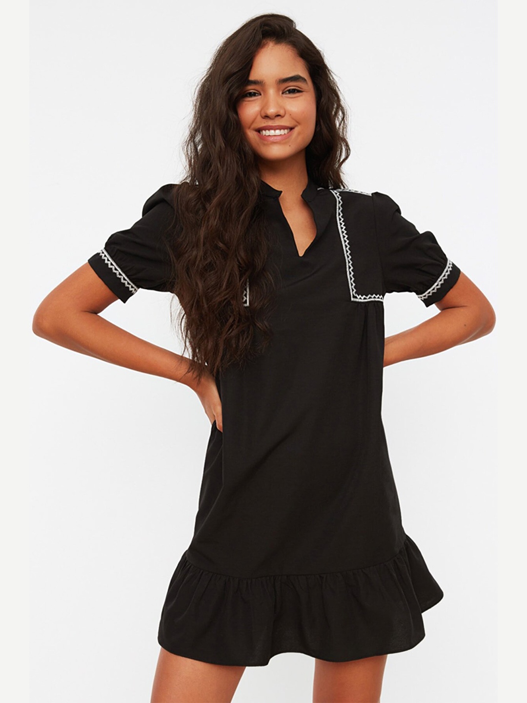 

Trendyol Black Drop-Waist Dress