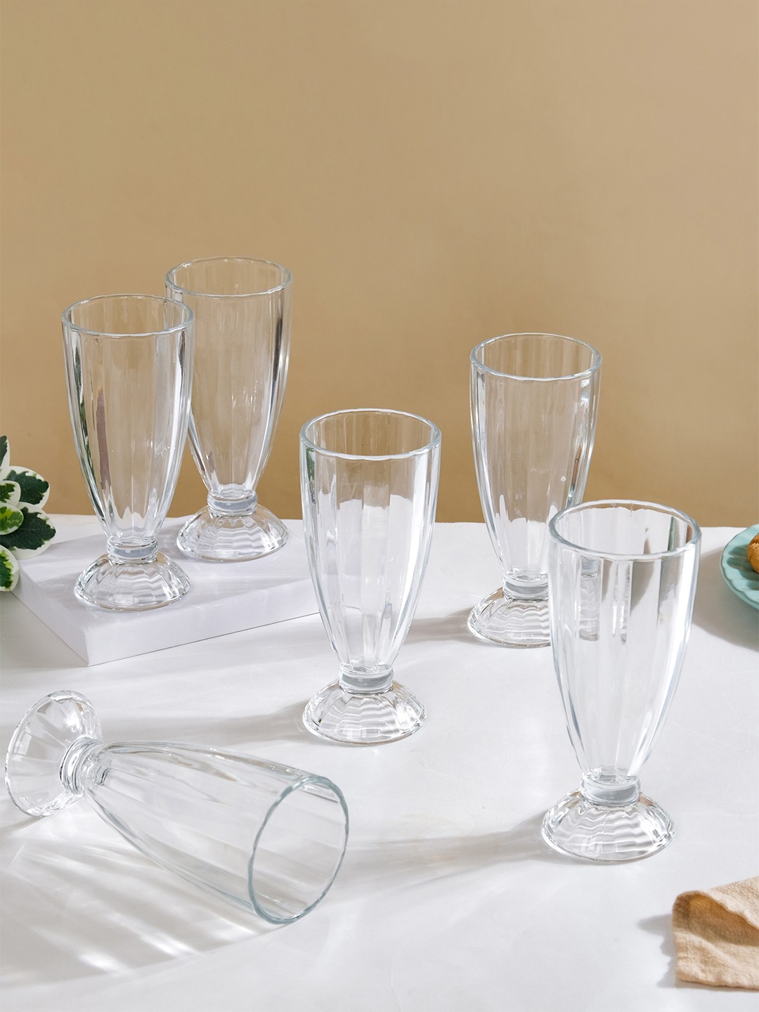 

Nestasia Set Of 6 Transparent Milkshake Glass Drinkware Set 350 ml Each