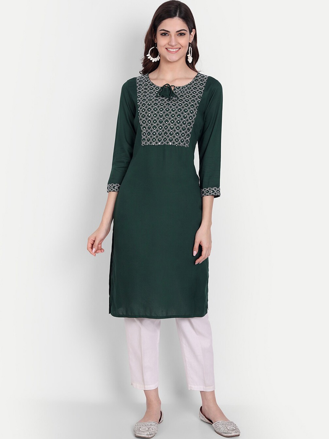 

KASHEEDA Women Green Yoke Design Thread Work Kurta