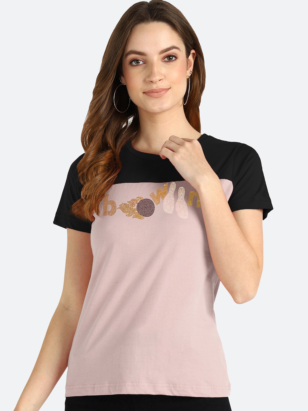 

shashvi Women Peach-Coloured & Black Colourblocked T-shirt