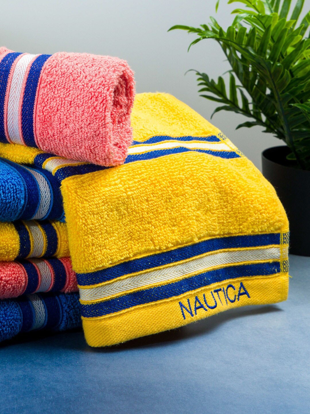 

Nautica Pack Of 6 Solid Pure Cotton Hand Towels, Navy blue
