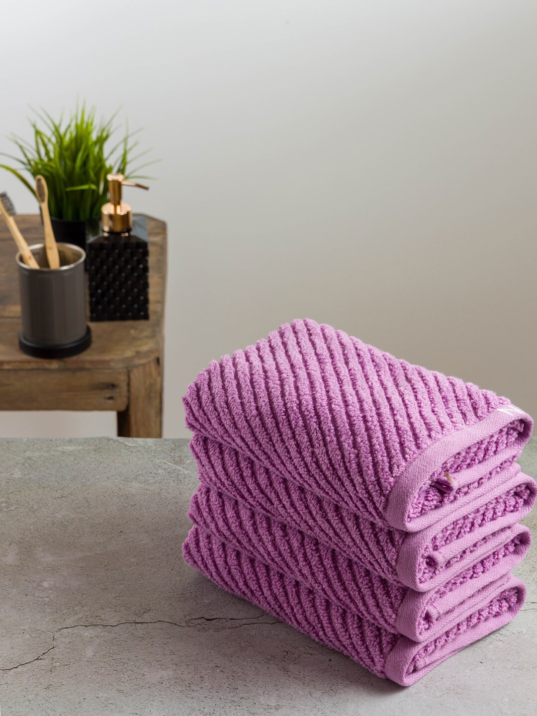 

Nautica Set Of 4 Lavender 600 GSM Solid Pure Cotton Hand Towels Set, Purple