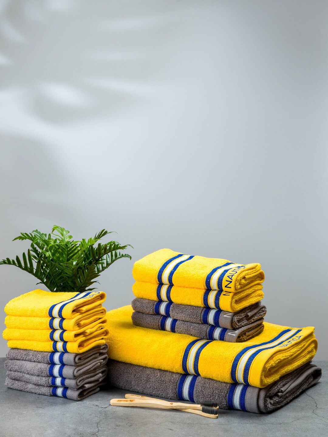 

Nautica Set Of 14 Yellow & Grey Striped Pure Cotton 500 GSM Towel Set