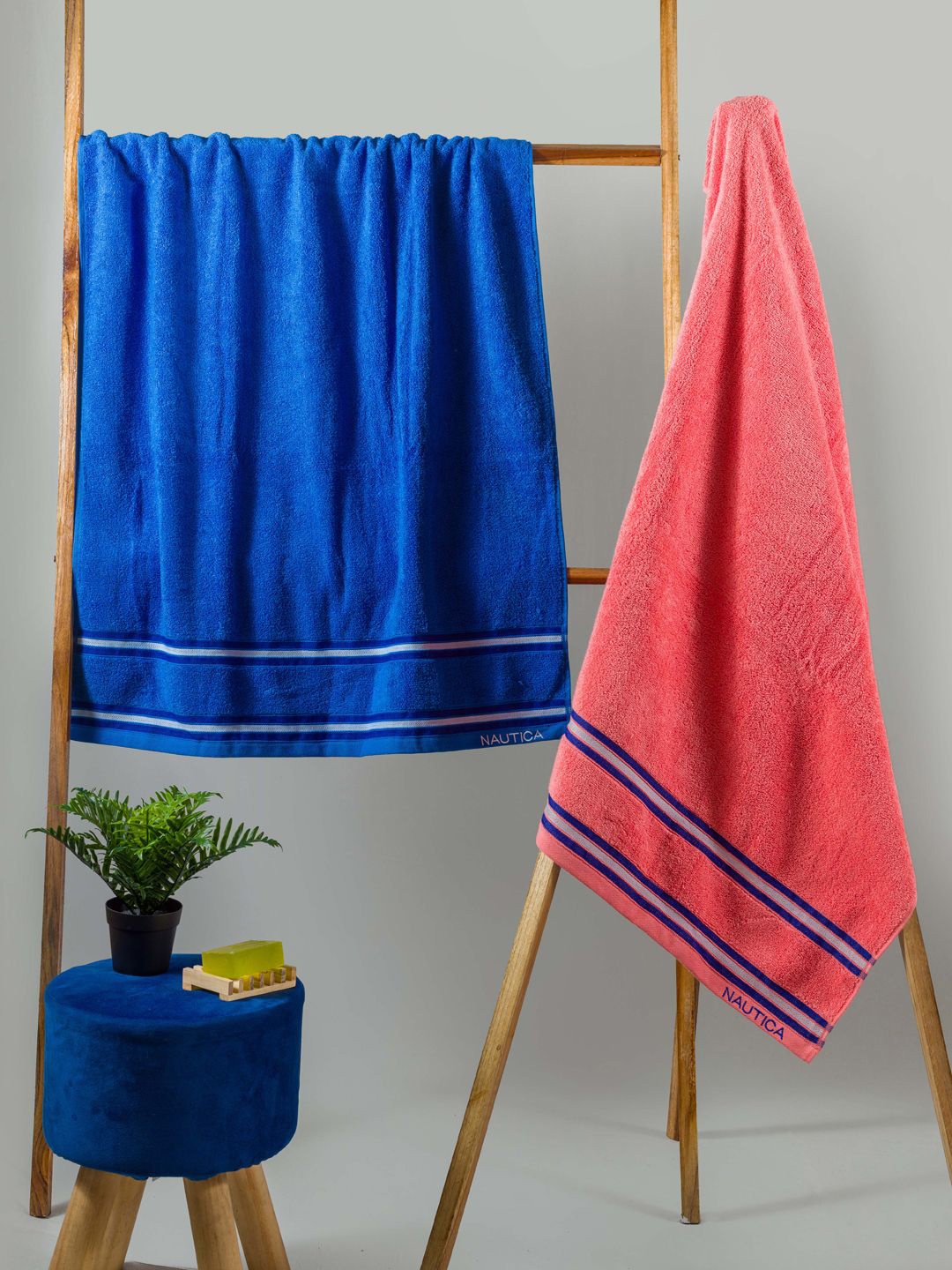 

Nautica Set Of 2 Solid 500 GSM Pure Cotton Bath Towels Set, Blue
