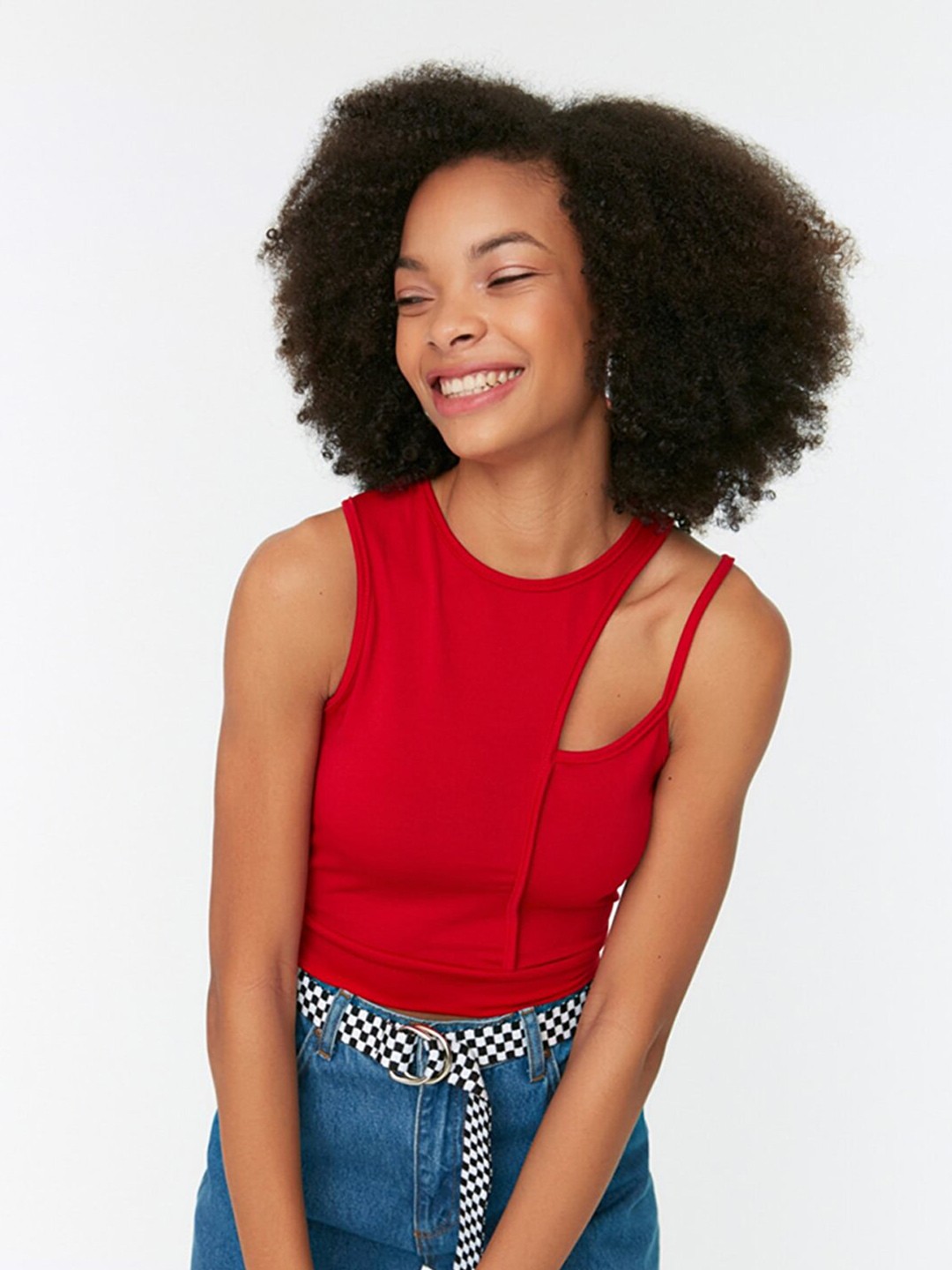 

Trendyol Red Solid Fitted Top
