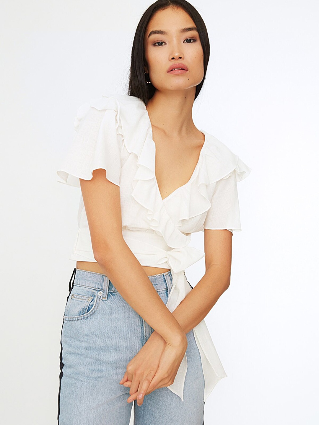 

Trendyol Off White Solid Pure Cotton Crop Wrap Top