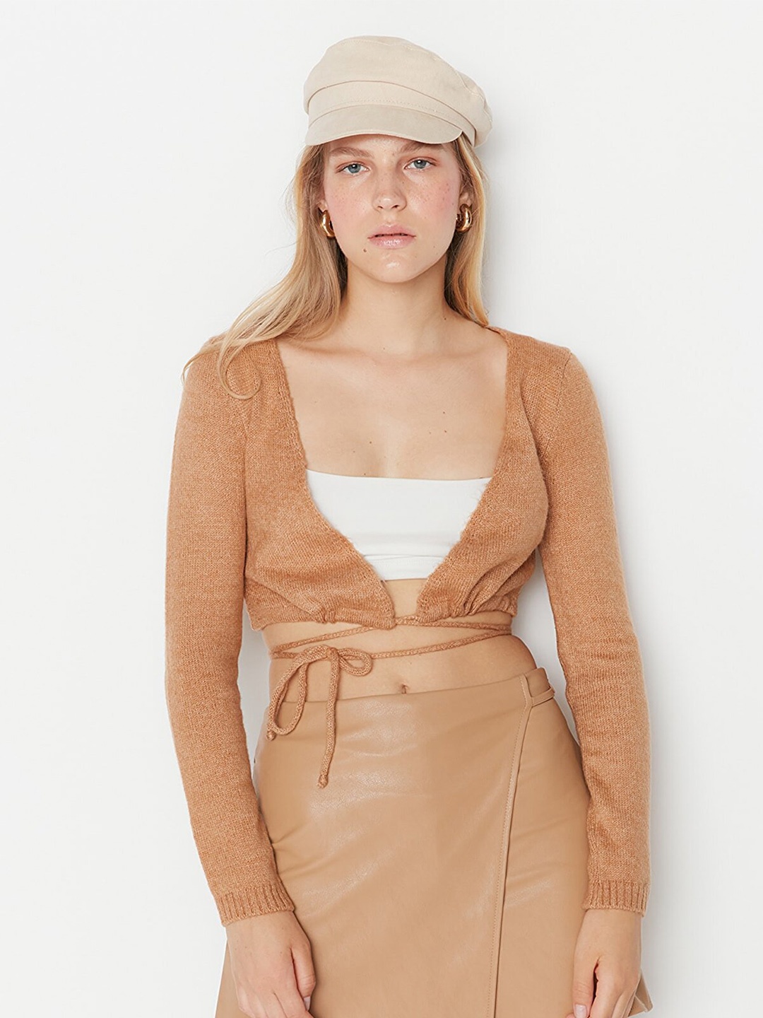 

Trendyol Women Camel Brown Crop Open Front Cardigan