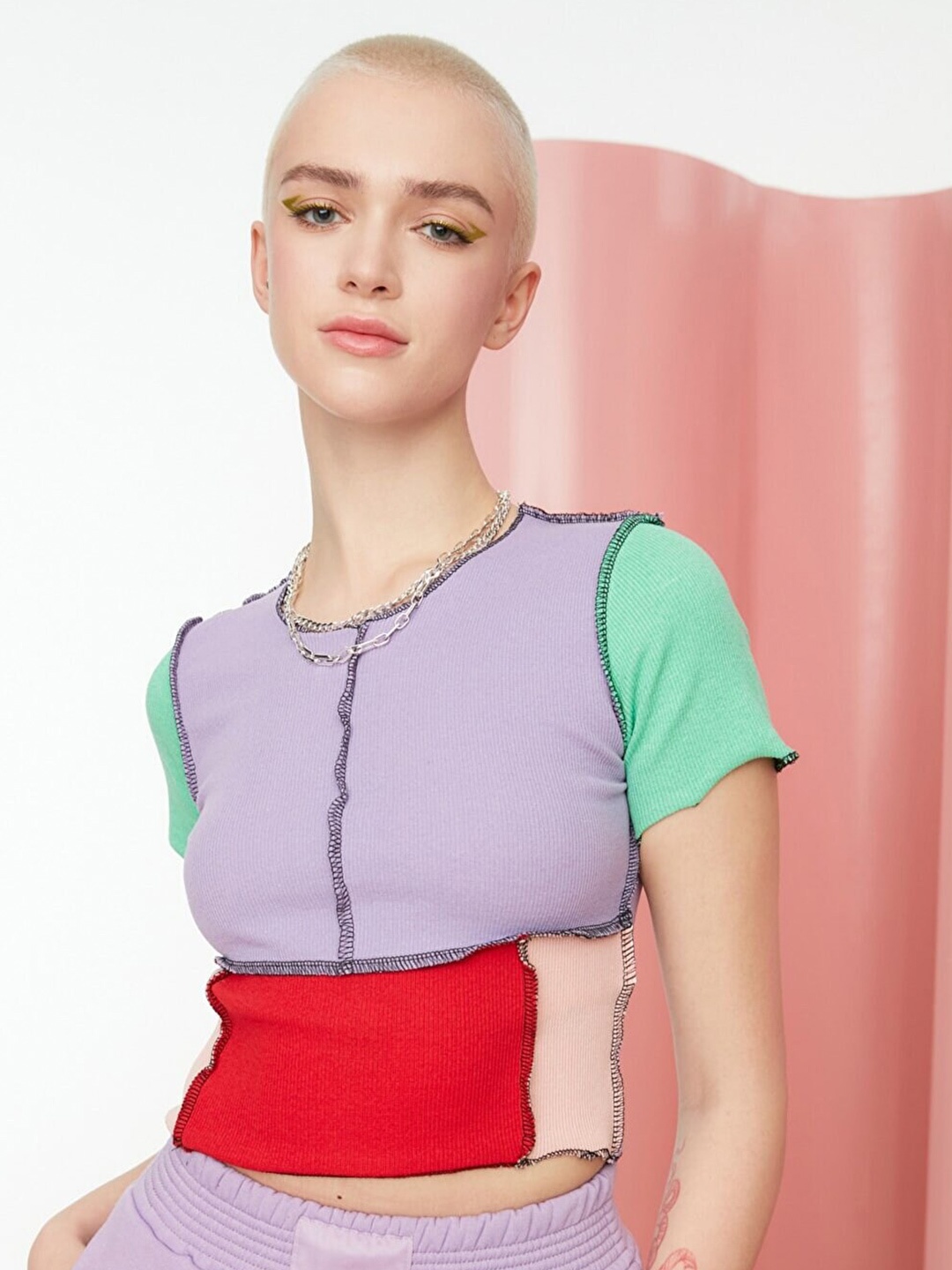 

Trendyol Women Lavender & Green Colourblocked Crop Top