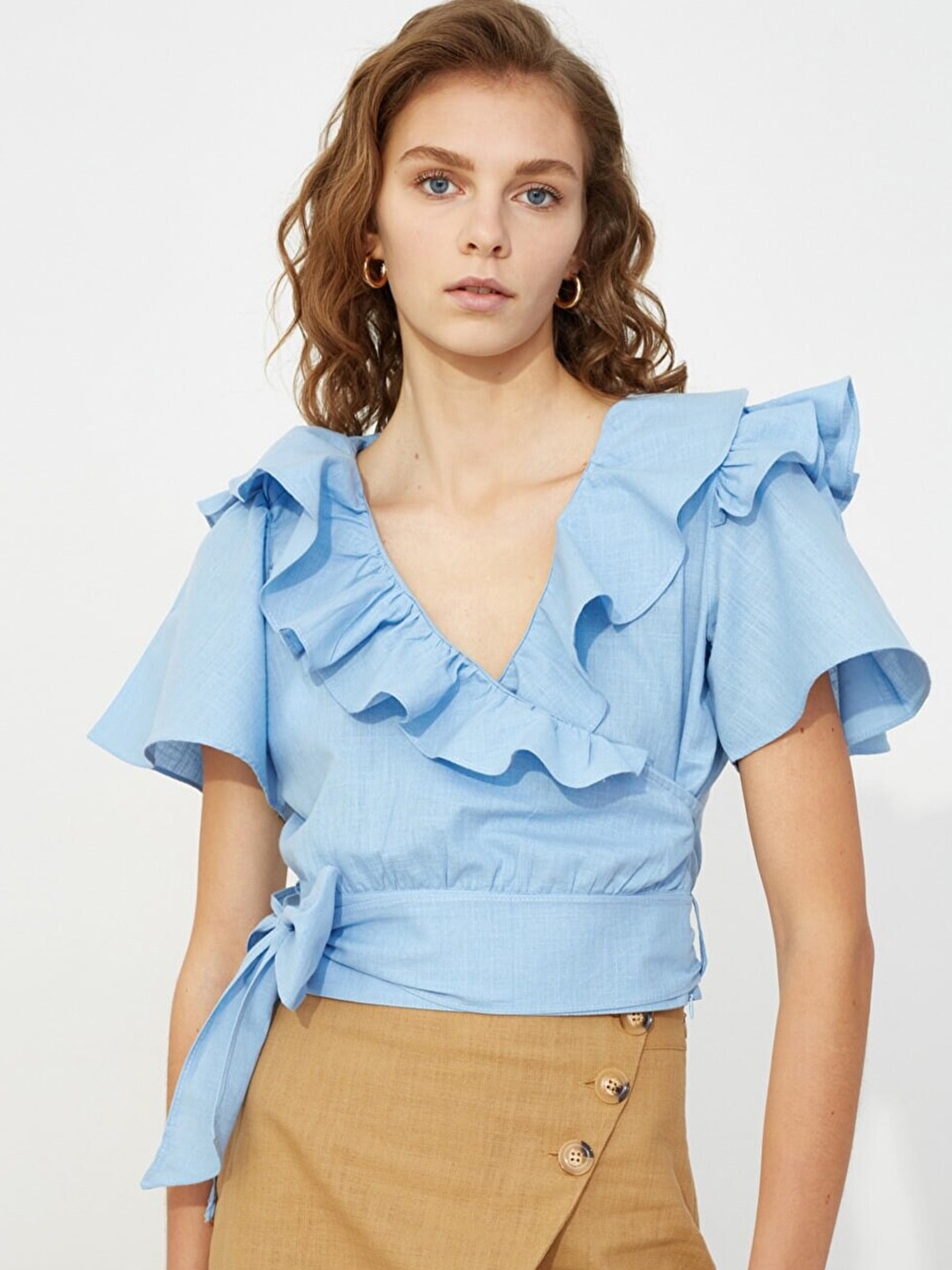 

Trendyol Blue Ruffles V-Neck Top