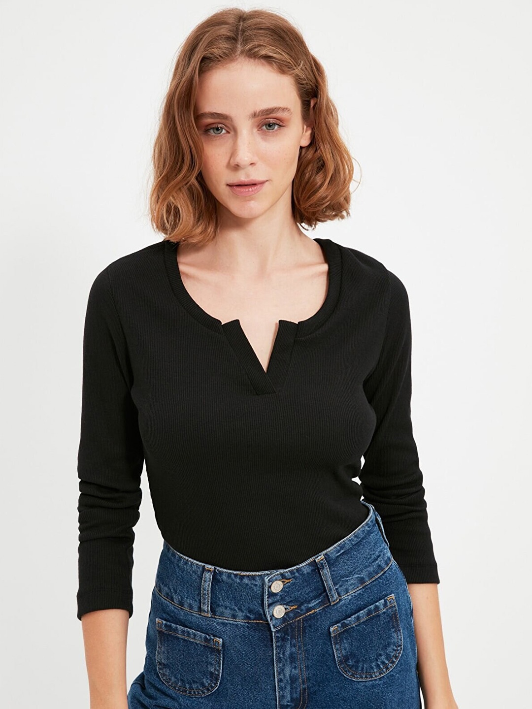 

Trendyol Black Solid Fitted Top