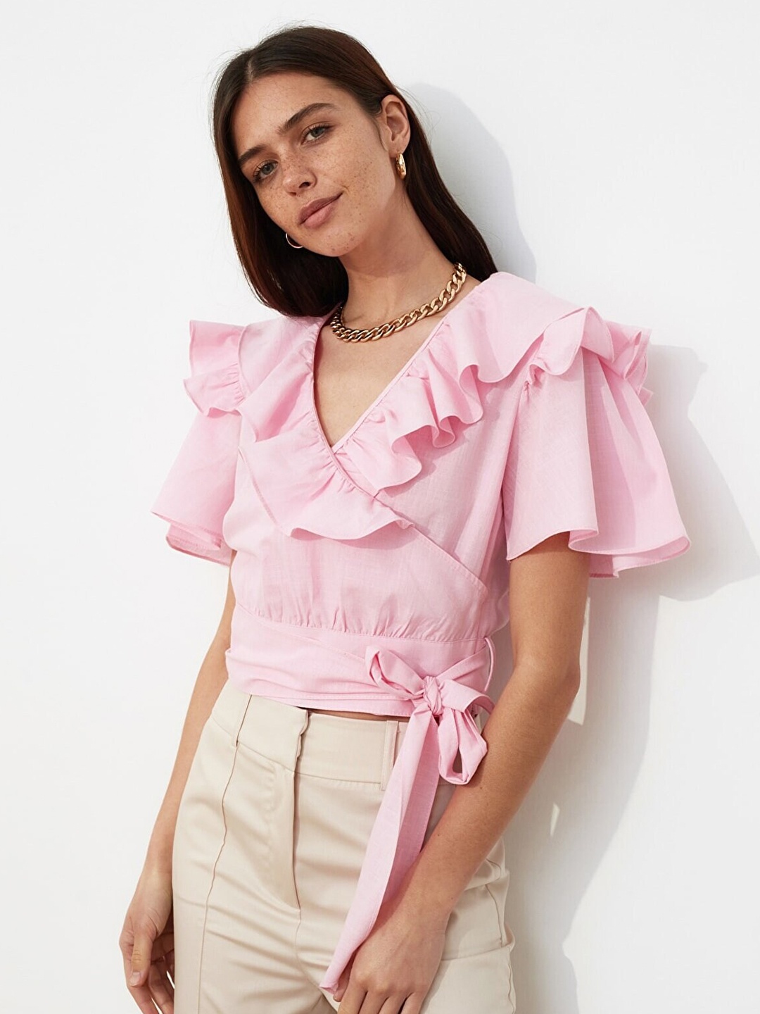 

Trendyol Women Pink Solid Wrap Top