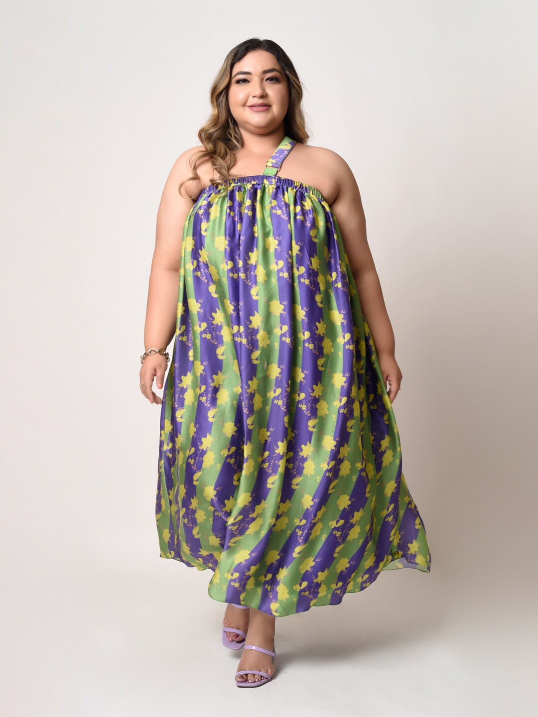 

Hencemade Green Satin A-Line Plus Size Maxi Dress