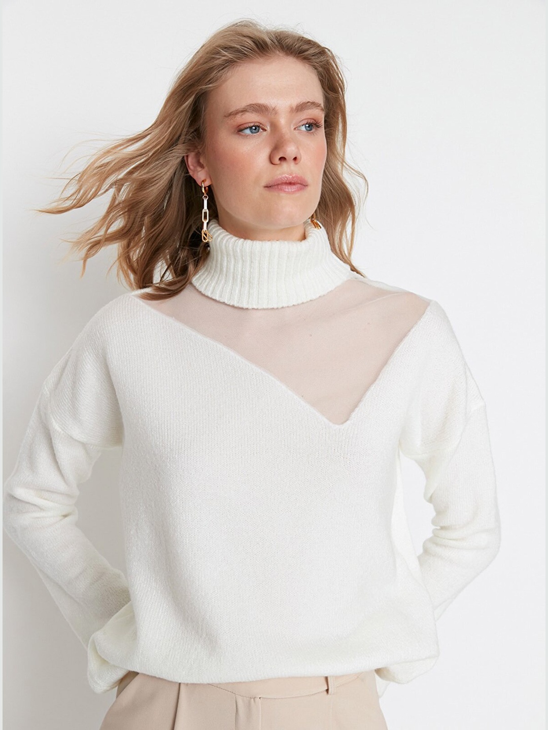 

Trendyol Women Off White Pullover