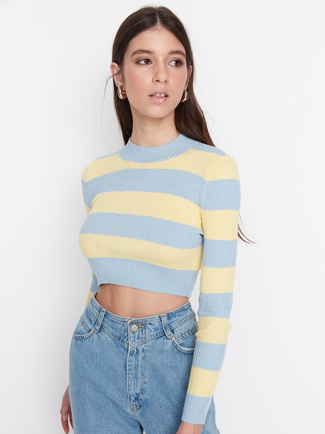 

Trendyol Women Blue & Yellow Striped Pullover