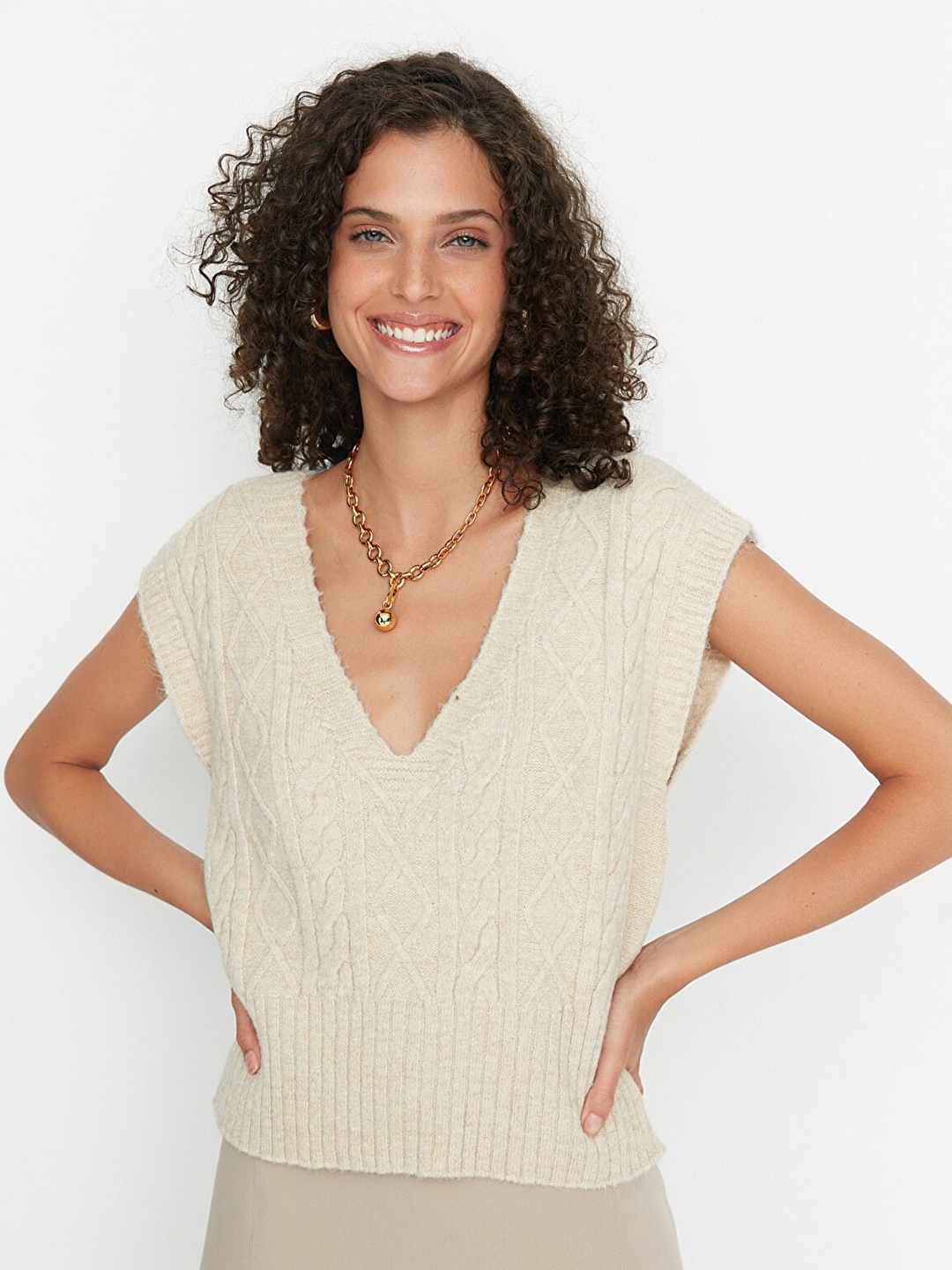 

Trendyol Women Cream-Coloured Pullover
