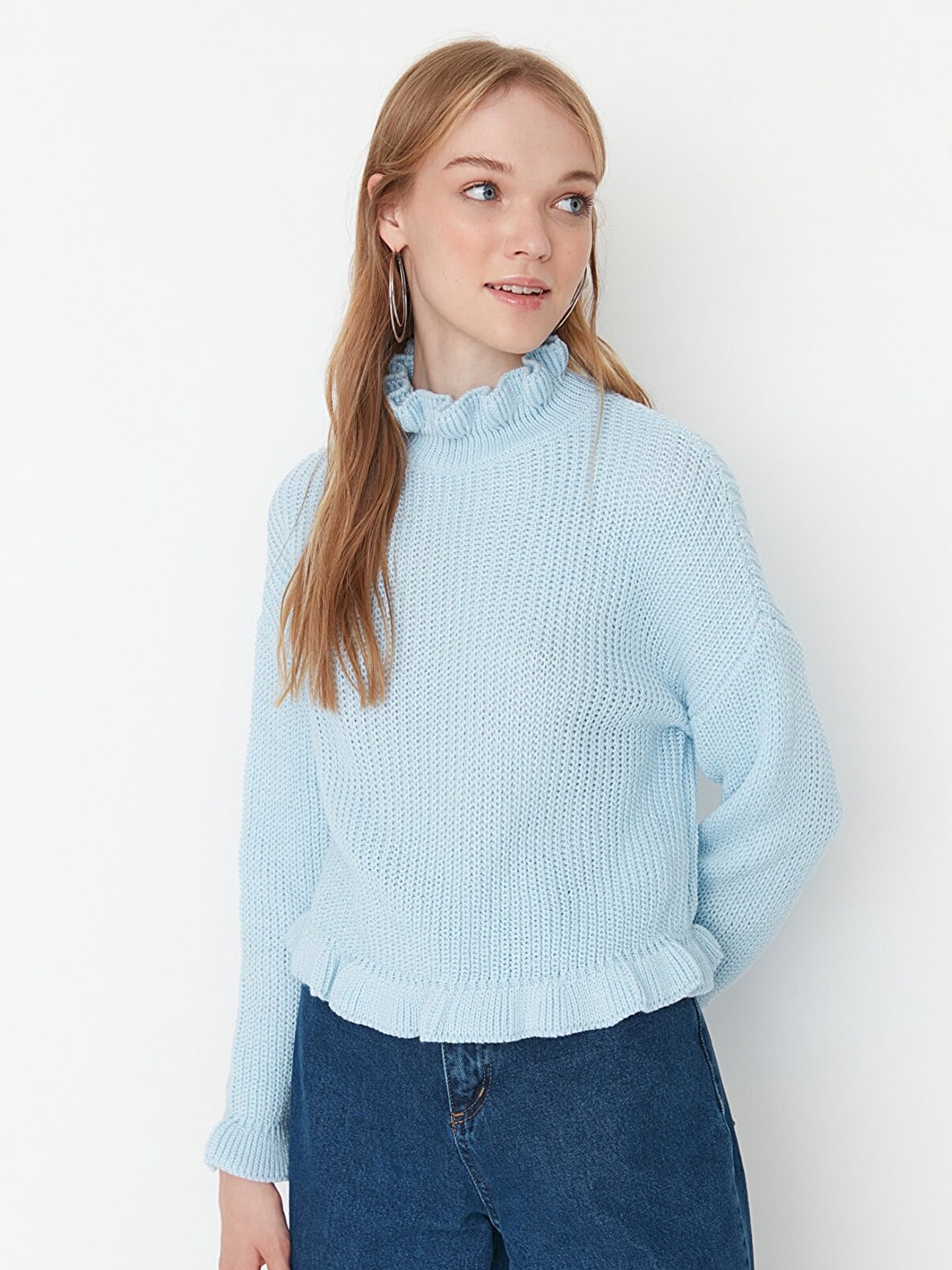 

Trendyol Women Blue Solid Mock Collar Pullover