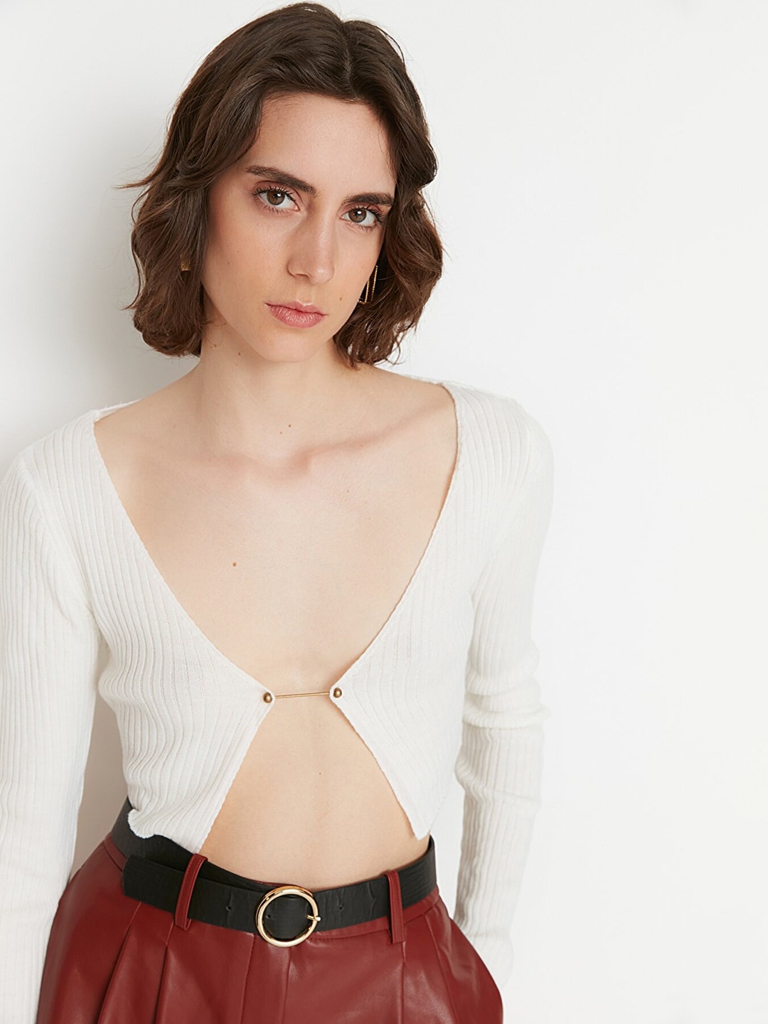 

Trendyol Women Off White Crop Cardigan