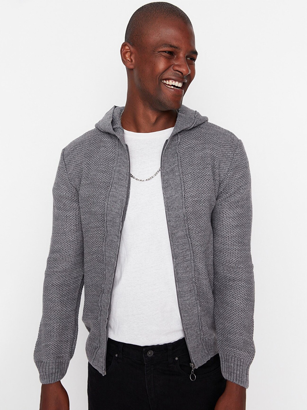 

Trendyol Men Grey Sweater Vest