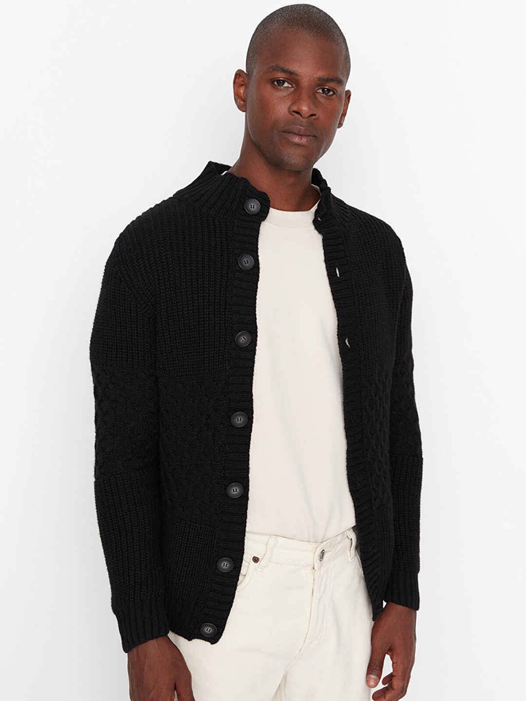 

Trendyol Men Black Solid Cardigan