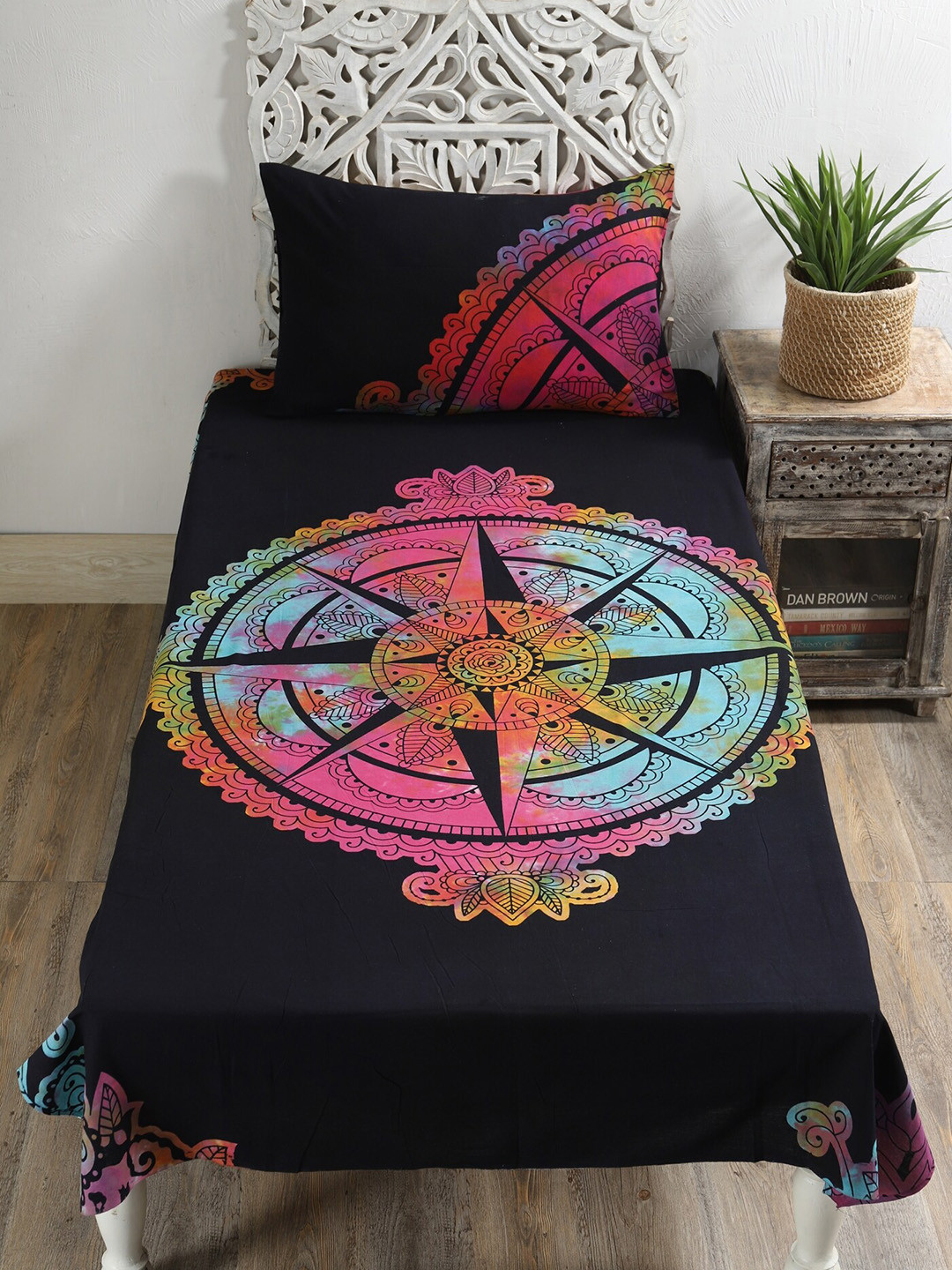 

HANDICRAFT PALACE Black & Blue Ethnic Motifs 144 TC Single Bedsheet with 1 Pillow Covers