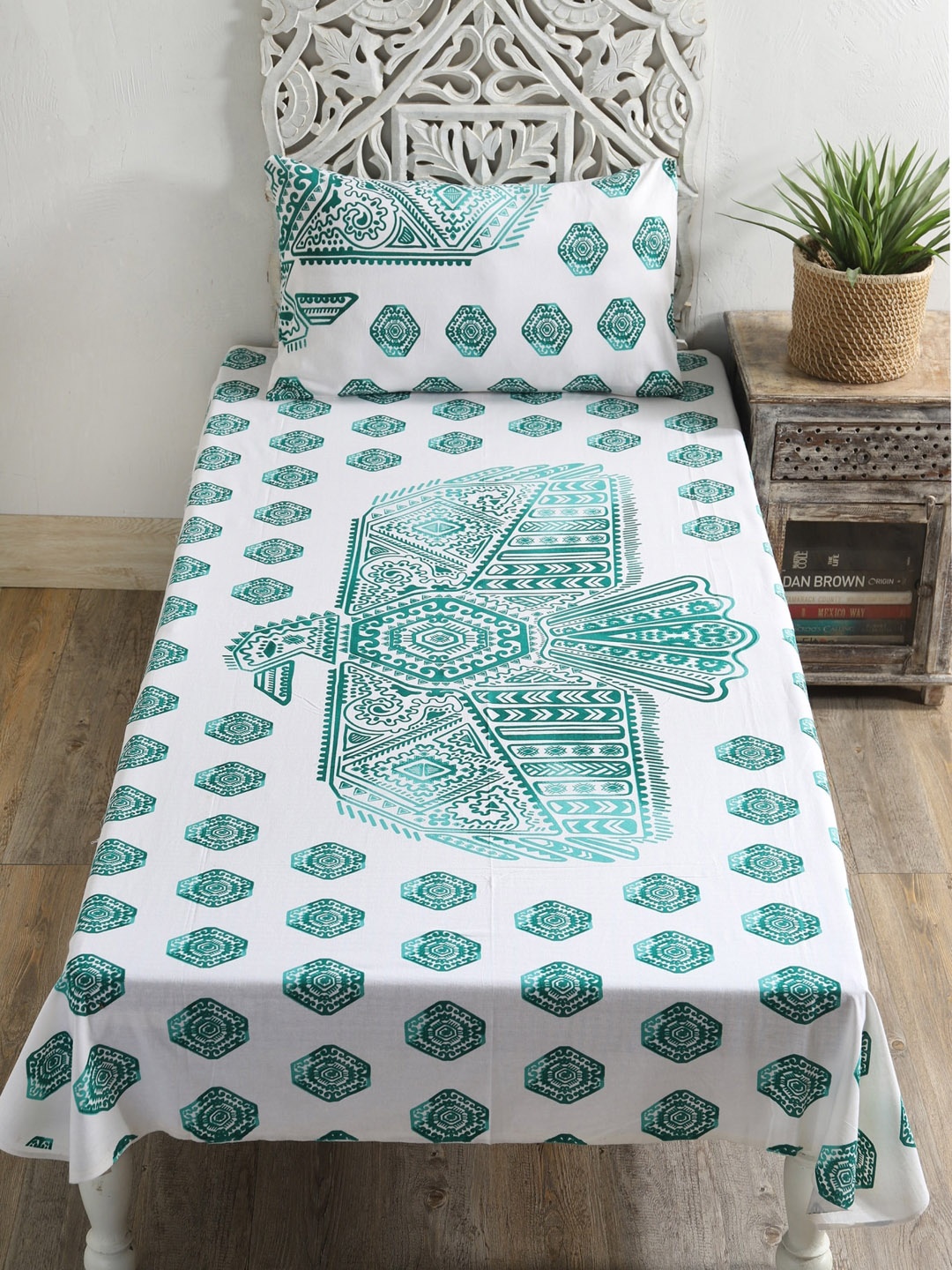 

HANDICRAFT PALACE Green & White Ethnic Motifs 144 TC Single Bedsheet with 1 Pillow Cover