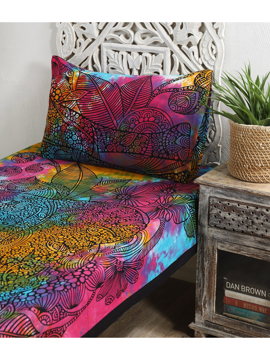 

HANDICRAFT PALACE Yellow & Blue Ethnic Motifs 144 TC Single Bedsheet with 1 Pillow Covers
