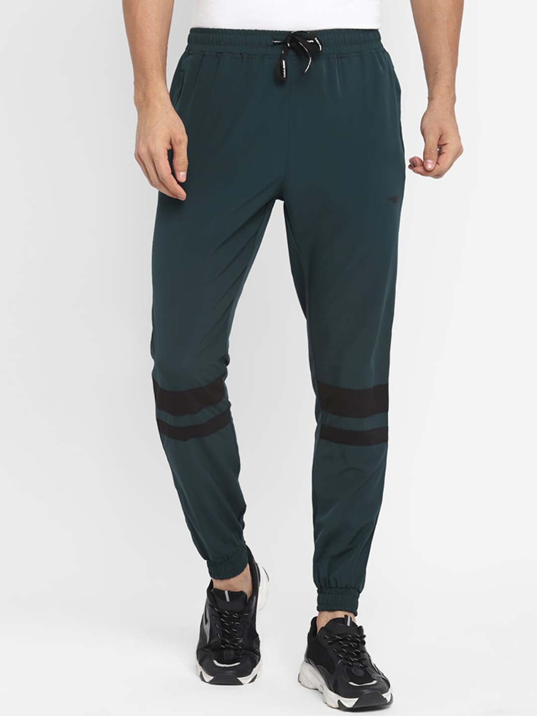 

FURO by Red Chief Men Teal Solid Cotton Sports Joggers