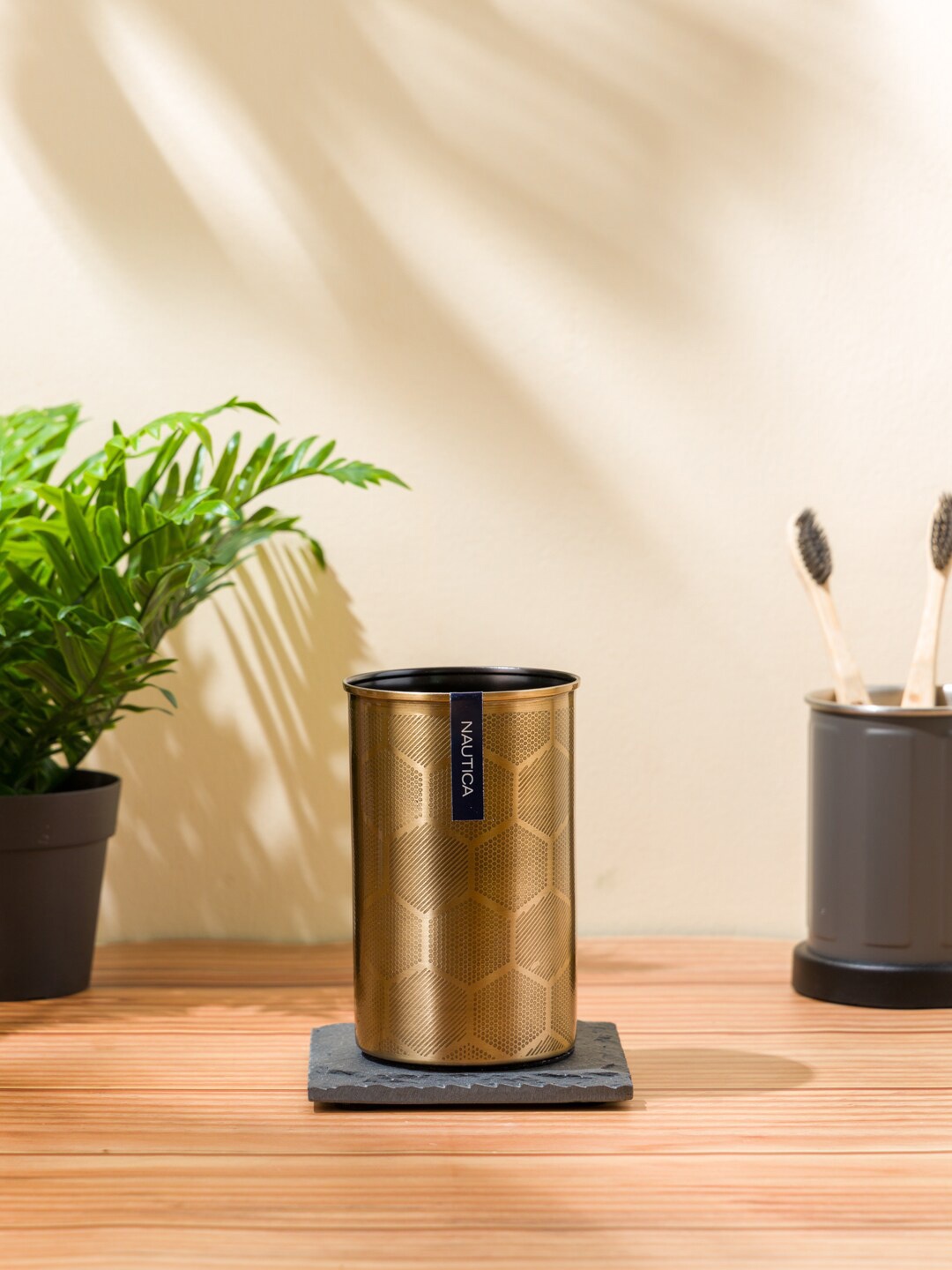 

Nautica Gold-Toned Printed Toothbrush Holder