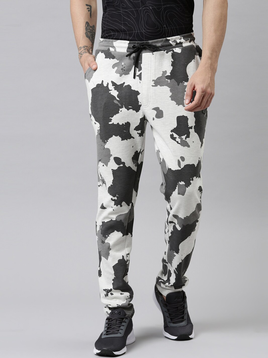 

Proline Active Men Grey Camouflage Printed Cotton Sports Track Pants