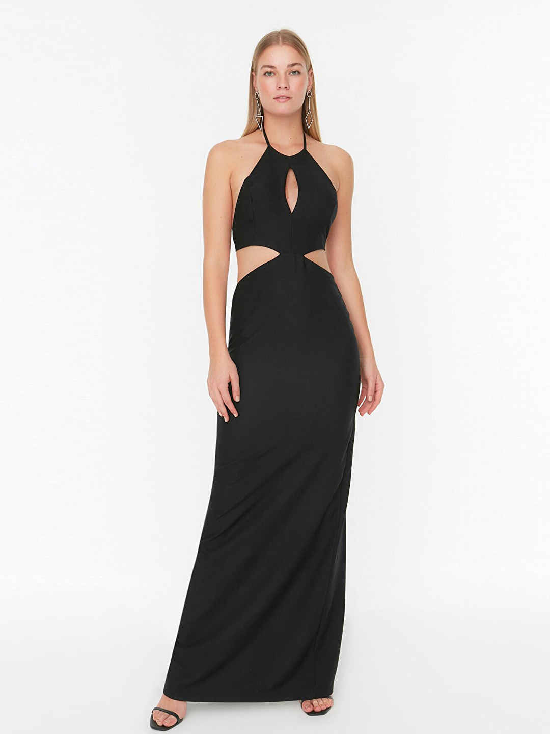 

Trendyol Women Black Halter Neck Maxi Dress